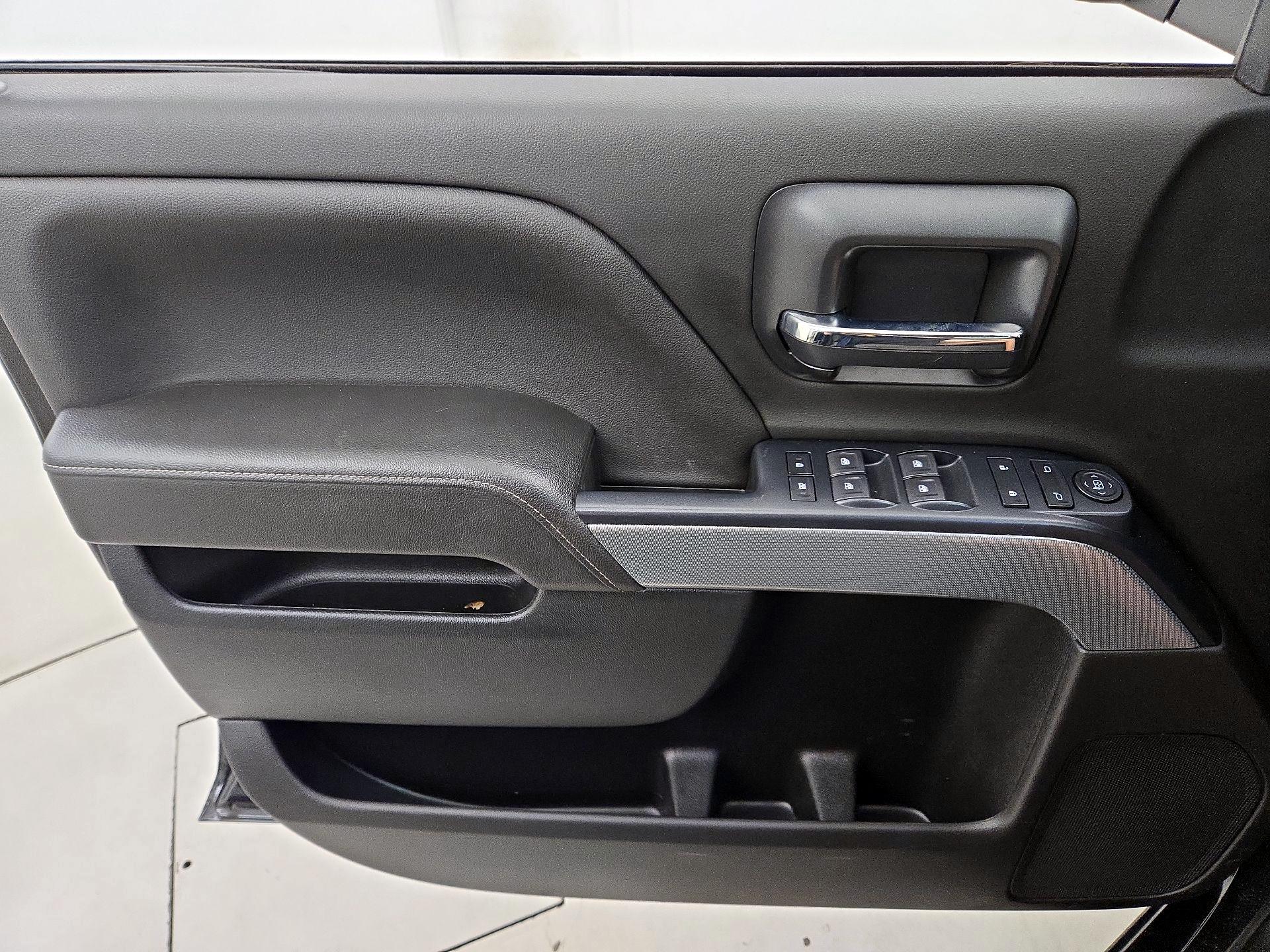 Thumbnail: 2019 Chevrolet Silverado 1500 - 12