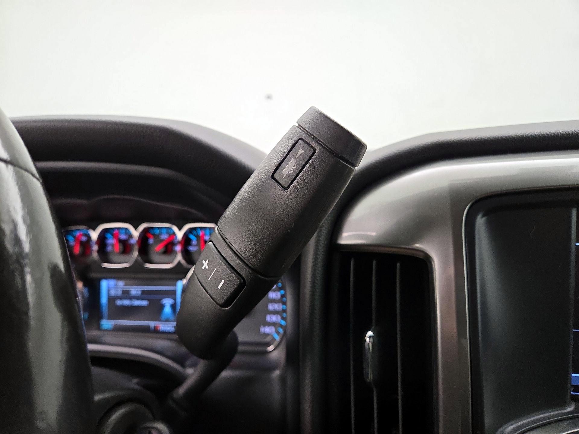 Thumbnail: 2019 Chevrolet Silverado 1500 - 17