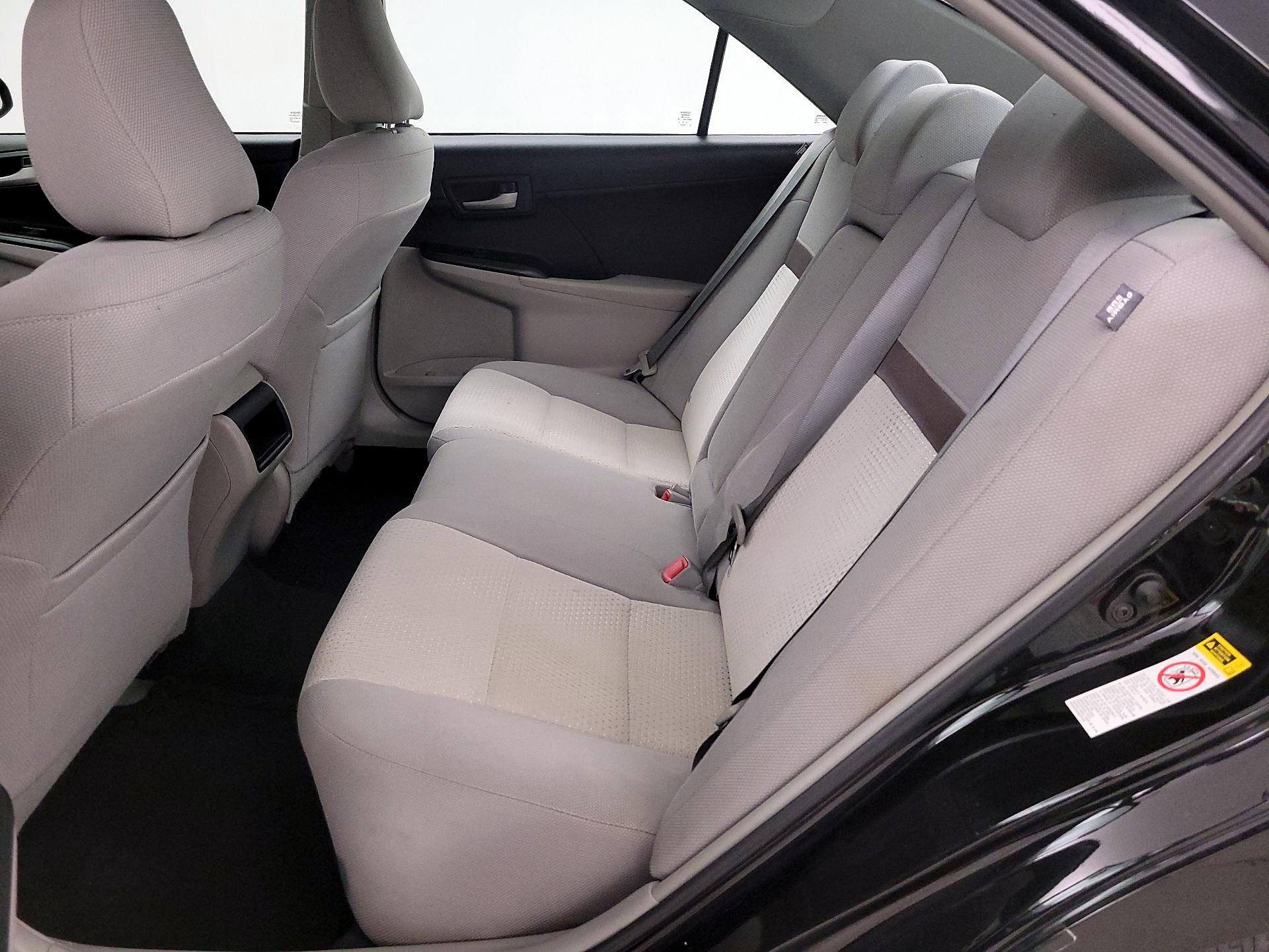 Thumbnail: 2014 Toyota Camry - 17