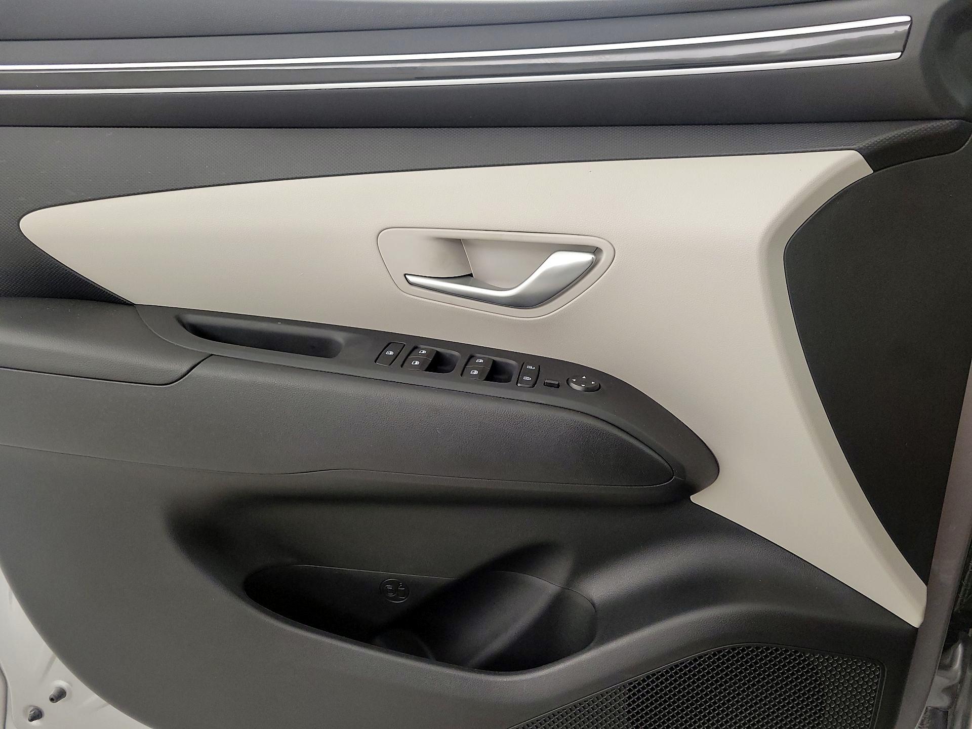 Thumbnail: 2023 Hyundai Tucson - 12