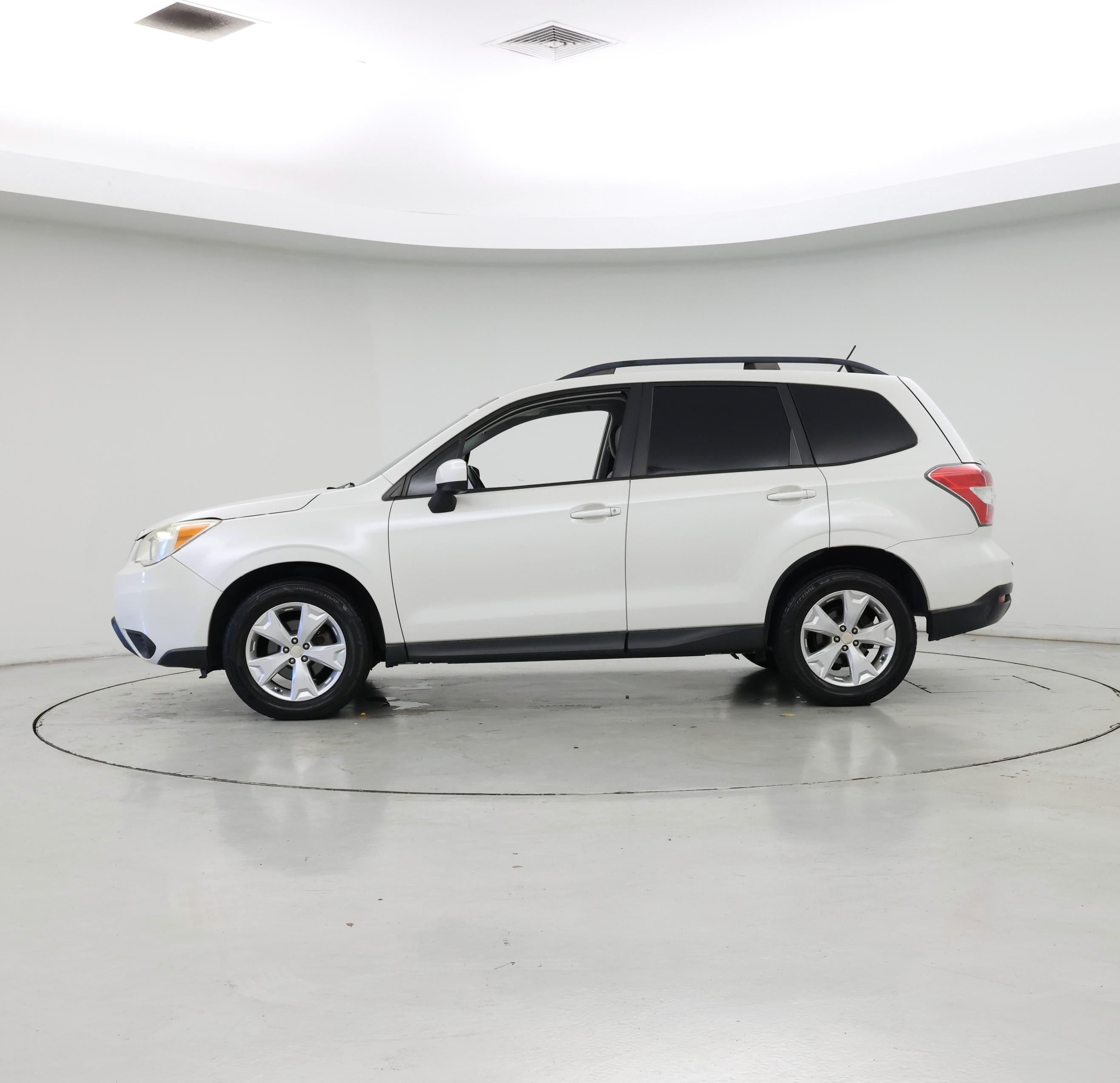 Thumbnail: 2015 Subaru Forester - 3