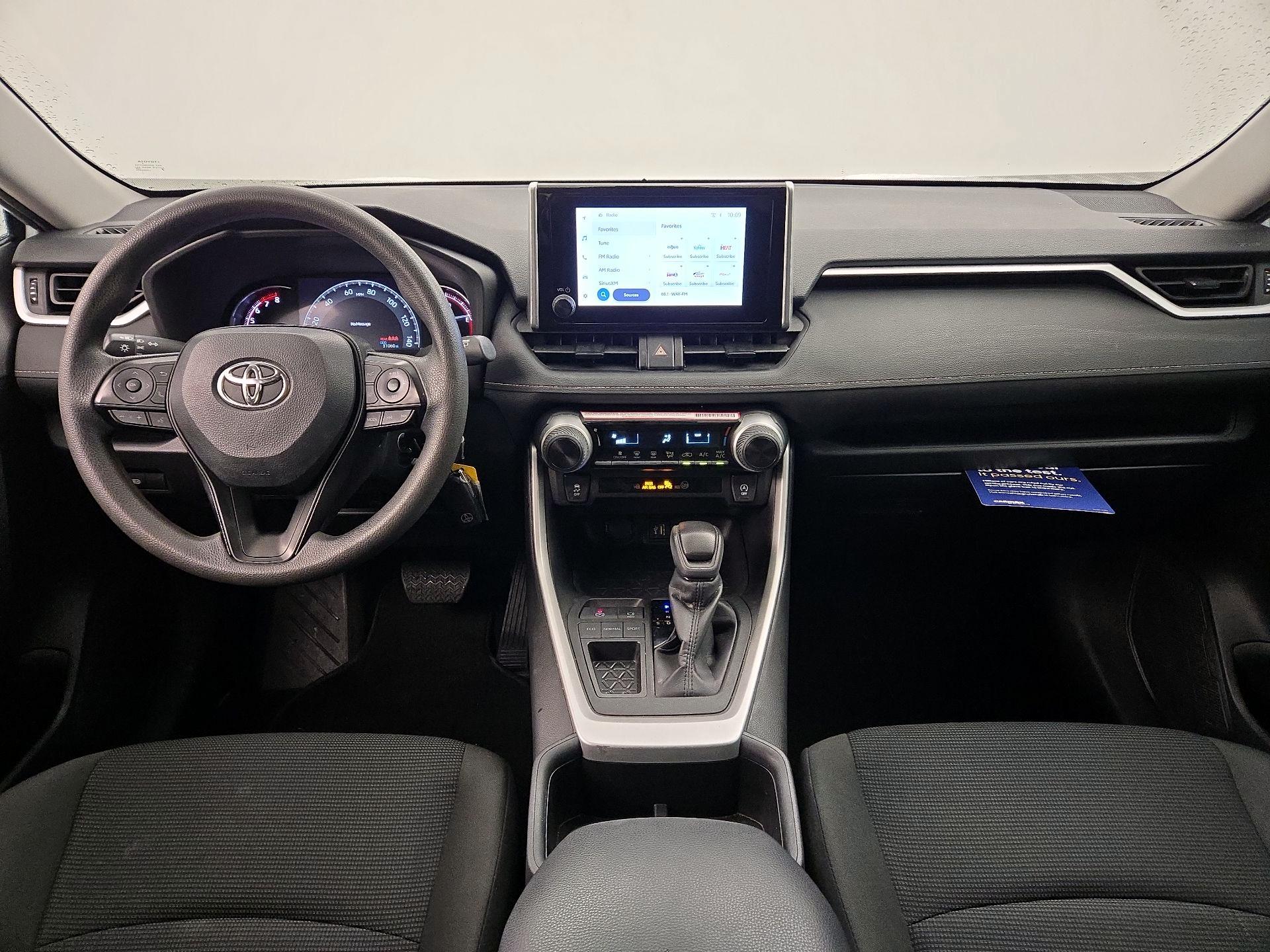 Thumbnail: 2024 Toyota RAV4 - 9