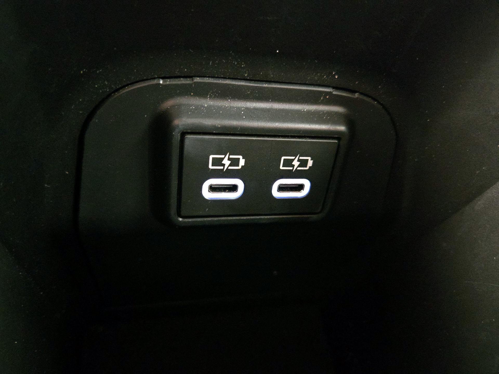 Thumbnail: 2024 Toyota RAV4 - 18