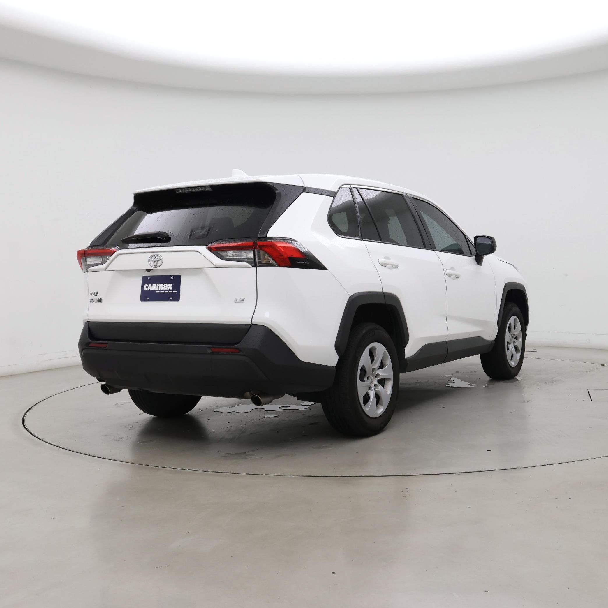 Thumbnail: 2024 Toyota RAV4 - 8