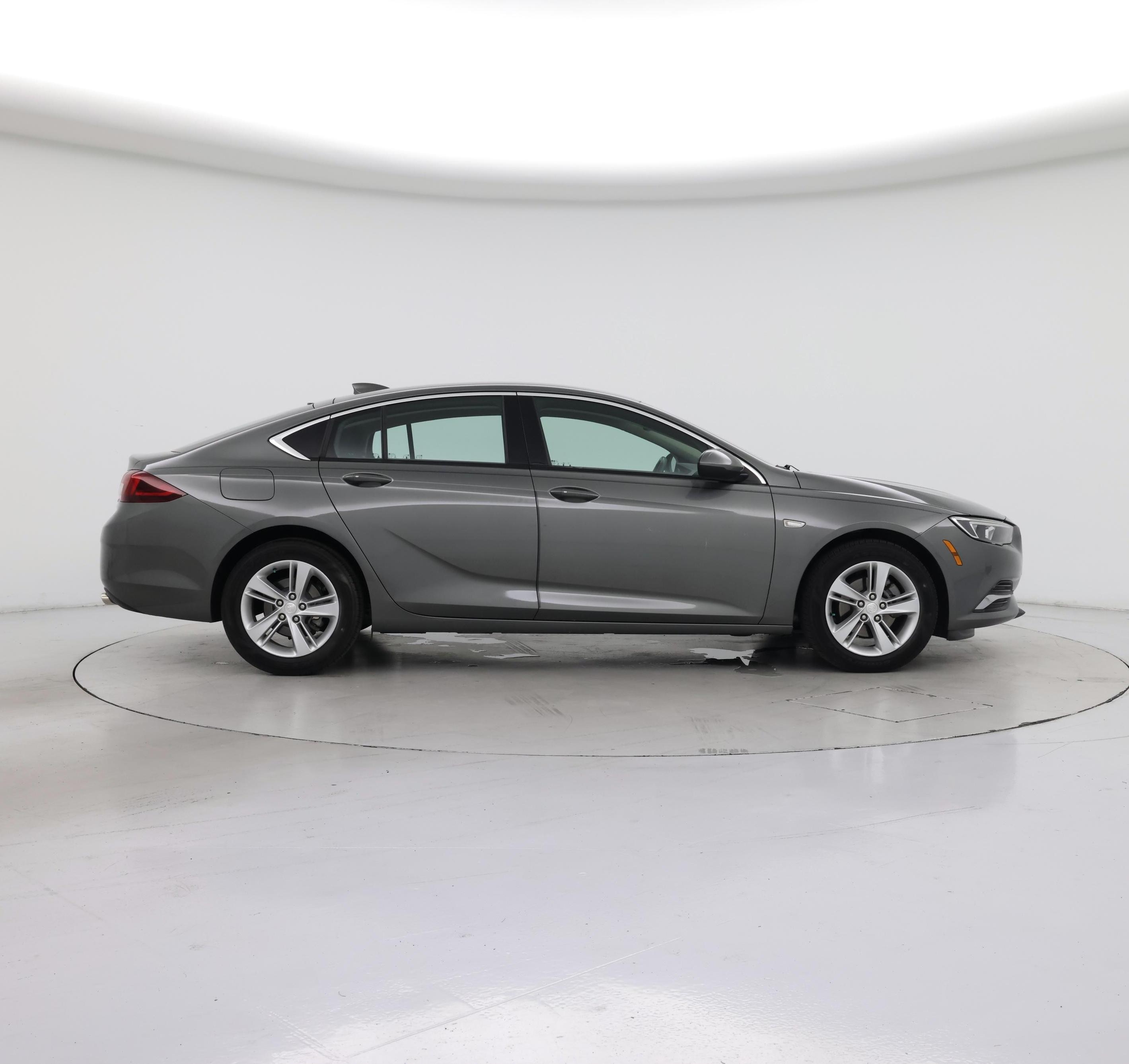 Thumbnail: 2018 Buick Regal - 7