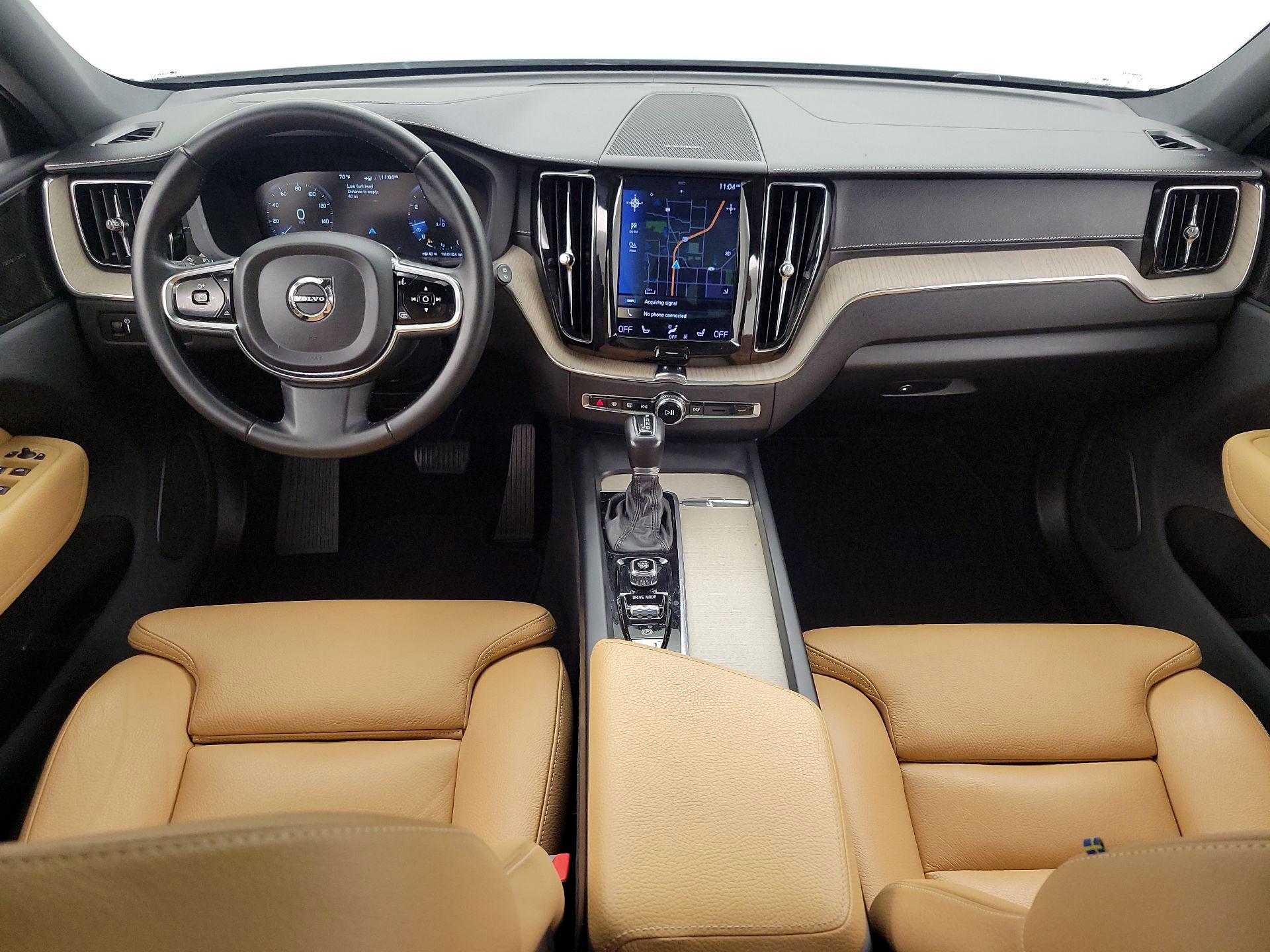 Thumbnail: 2019 Volvo XC60 - 9
