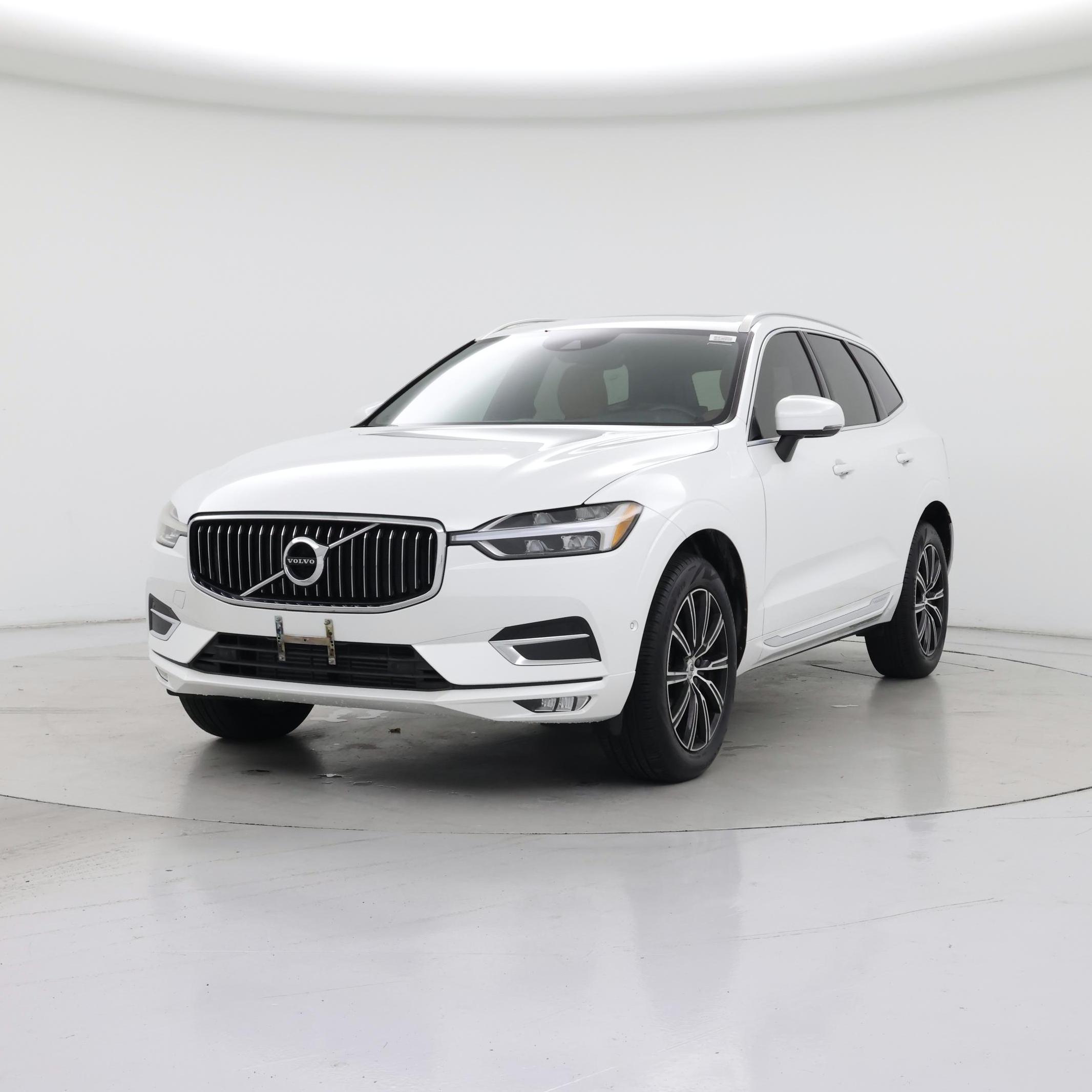 Thumbnail: 2019 Volvo XC60 - 4
