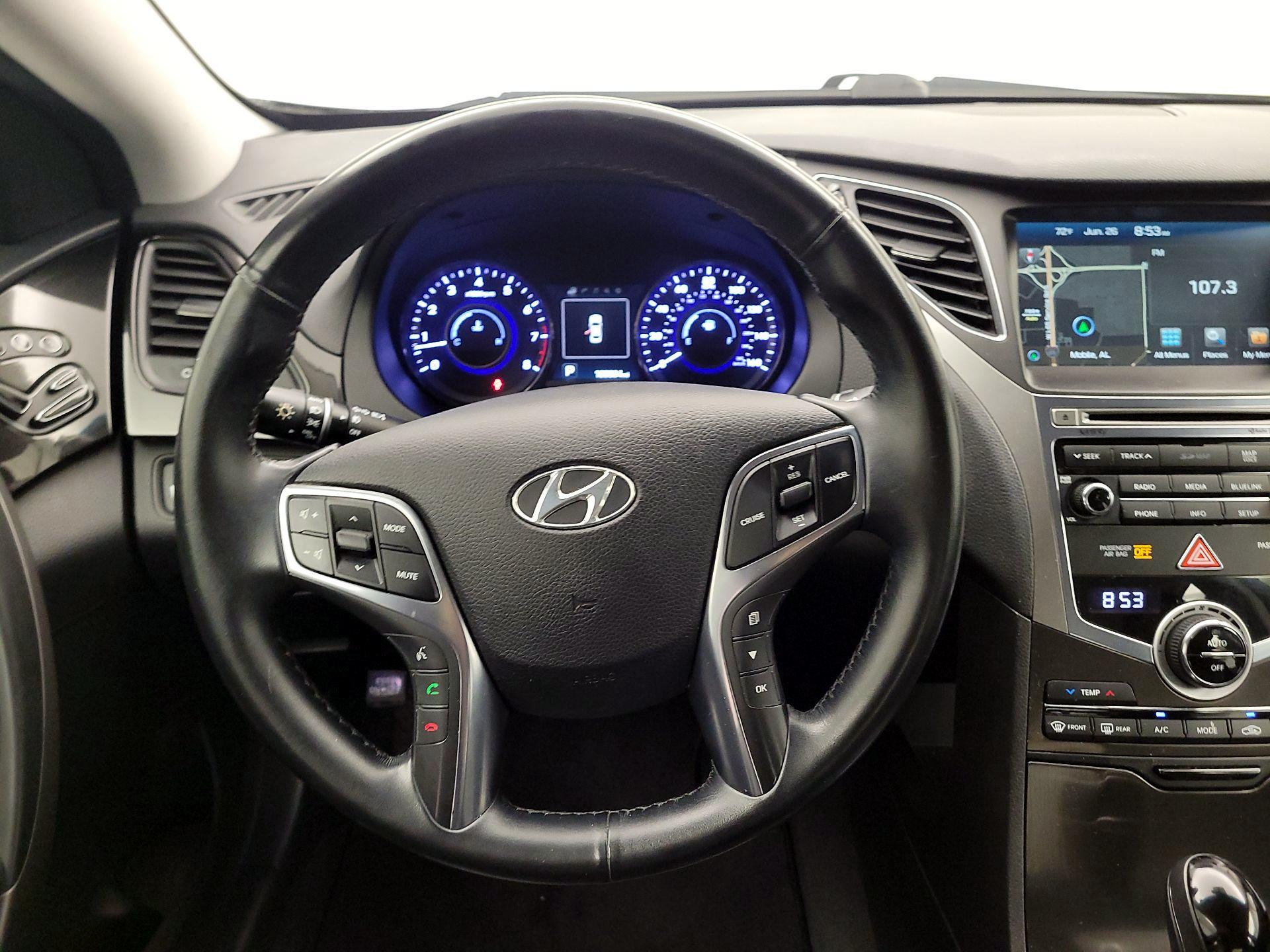 Thumbnail: 2016 Hyundai Azera - 10
