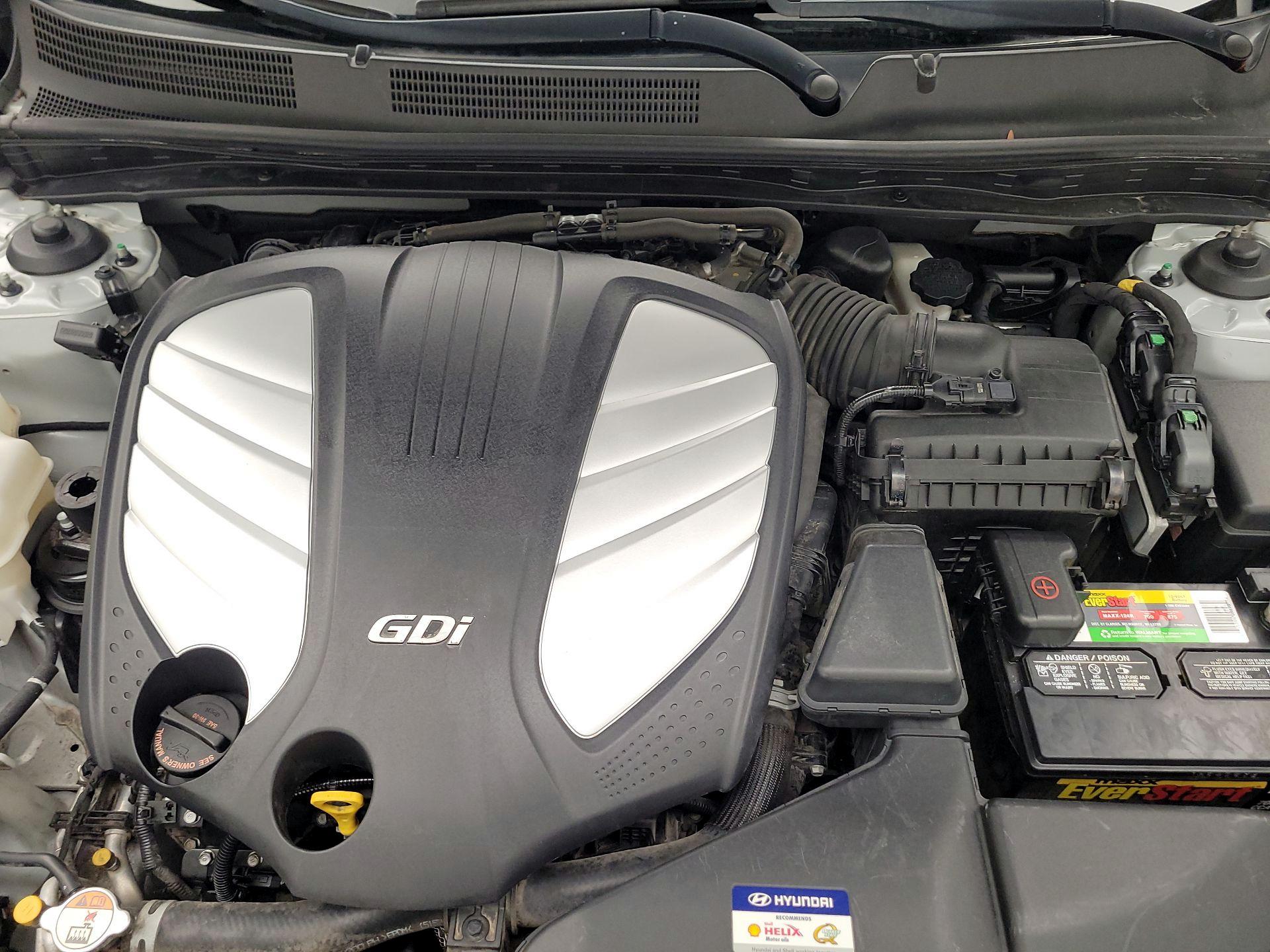 Thumbnail: 2016 Hyundai Azera - 18