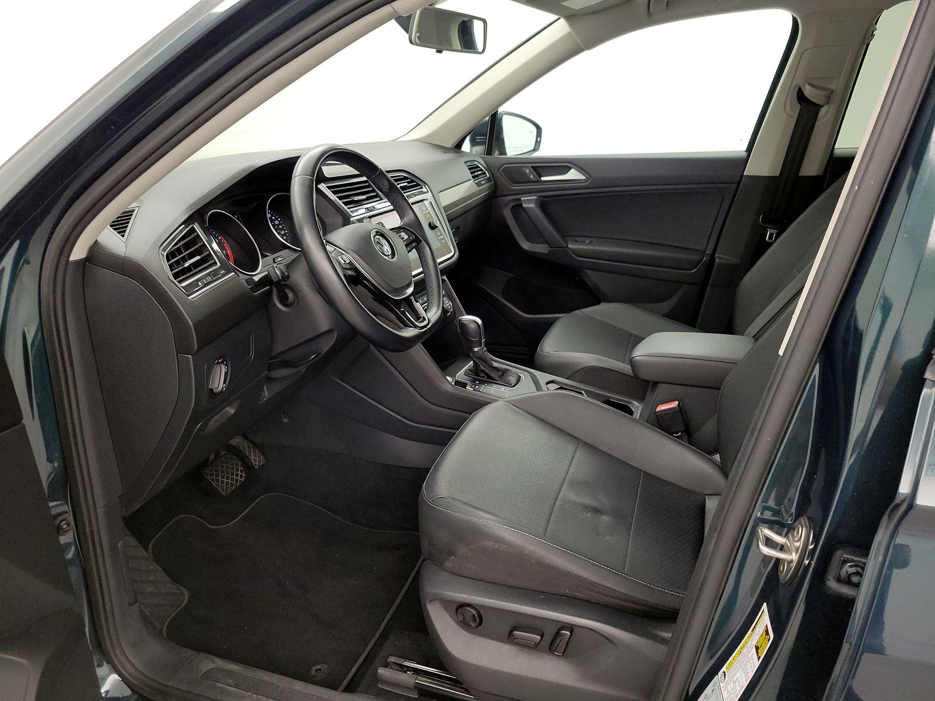 Thumbnail: 2019 Volkswagen Tiguan - 11
