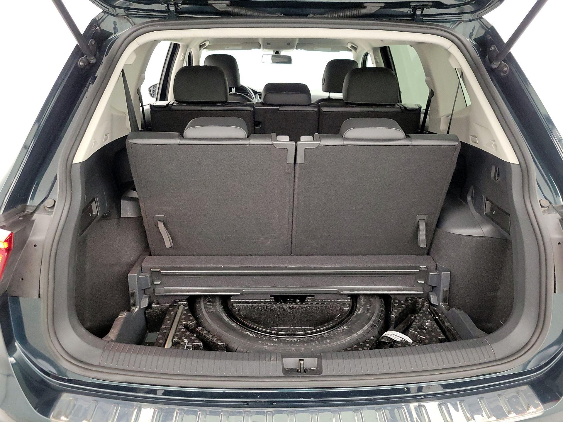 Thumbnail: 2019 Volkswagen Tiguan - 20