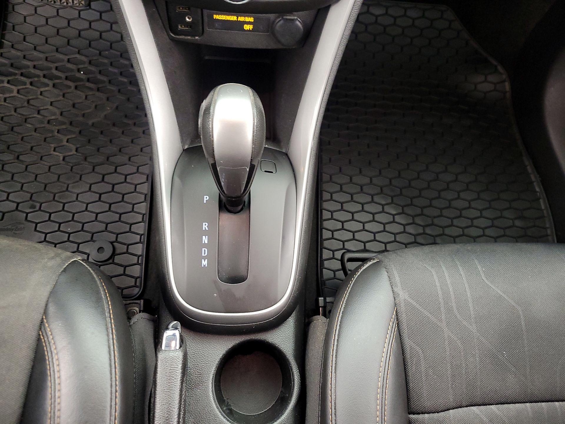 Thumbnail: 2020 Chevrolet Trax - 17