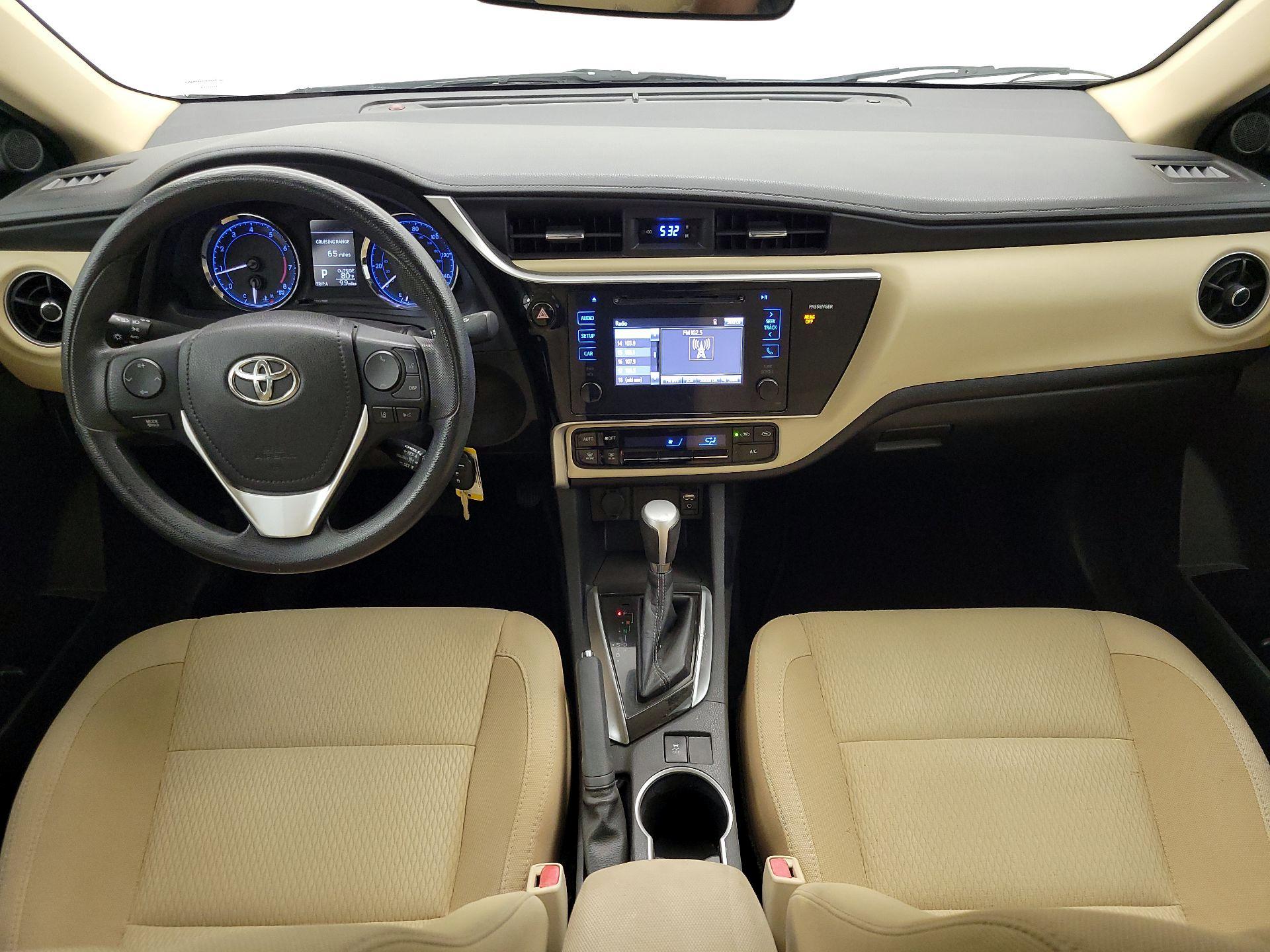 Thumbnail: 2017 Toyota Corolla - 9