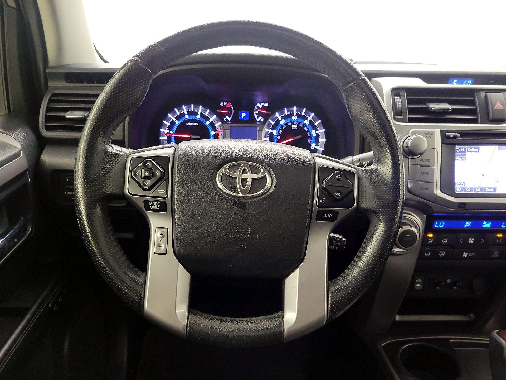 Thumbnail: 2014 Toyota 4Runner - 10
