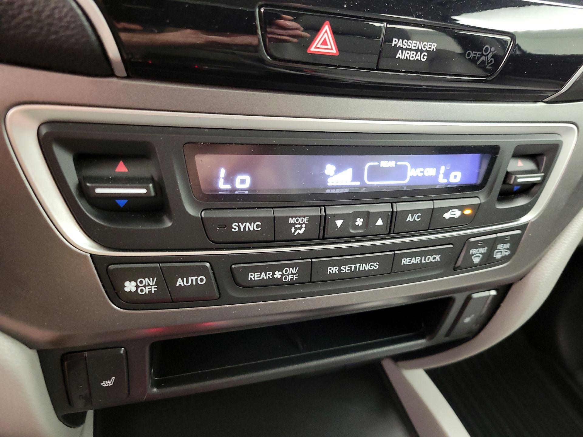 Thumbnail: 2021 Honda Pilot - 16