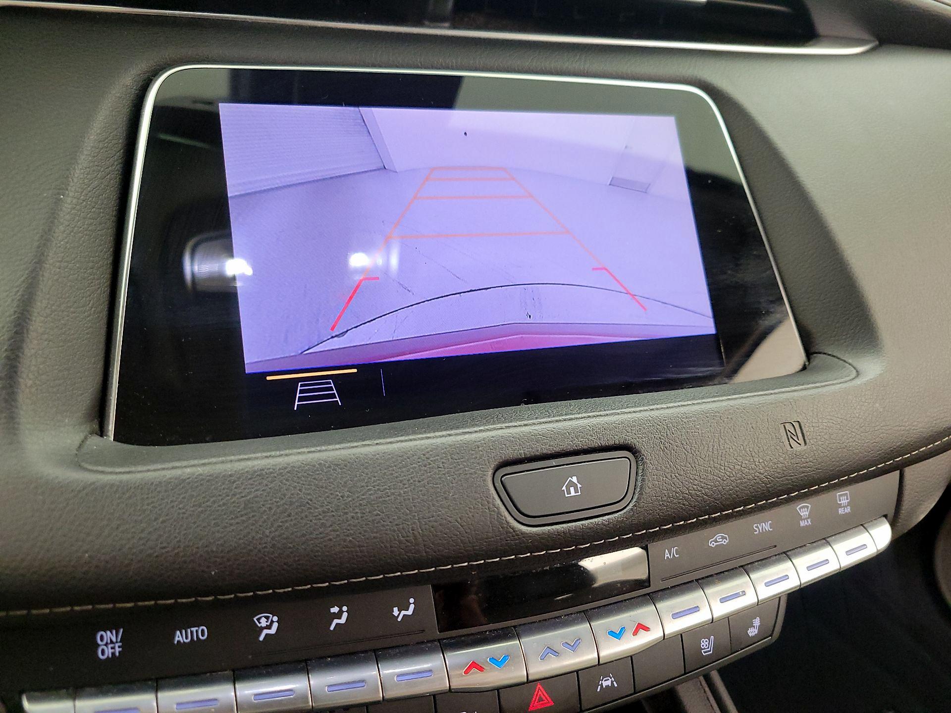 Thumbnail: 2019 Cadillac XT4 - 14