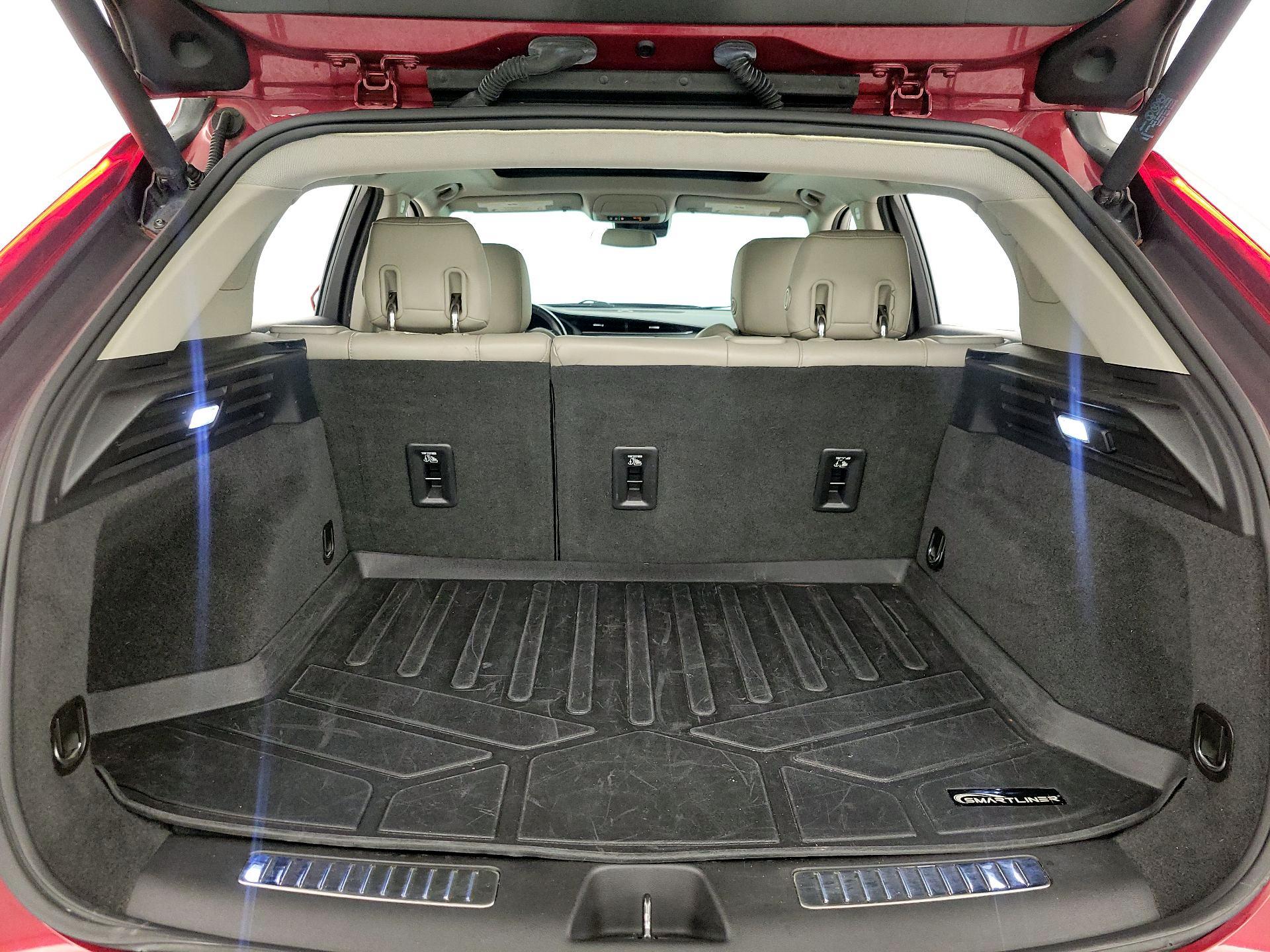 Thumbnail: 2019 Cadillac XT4 - 20