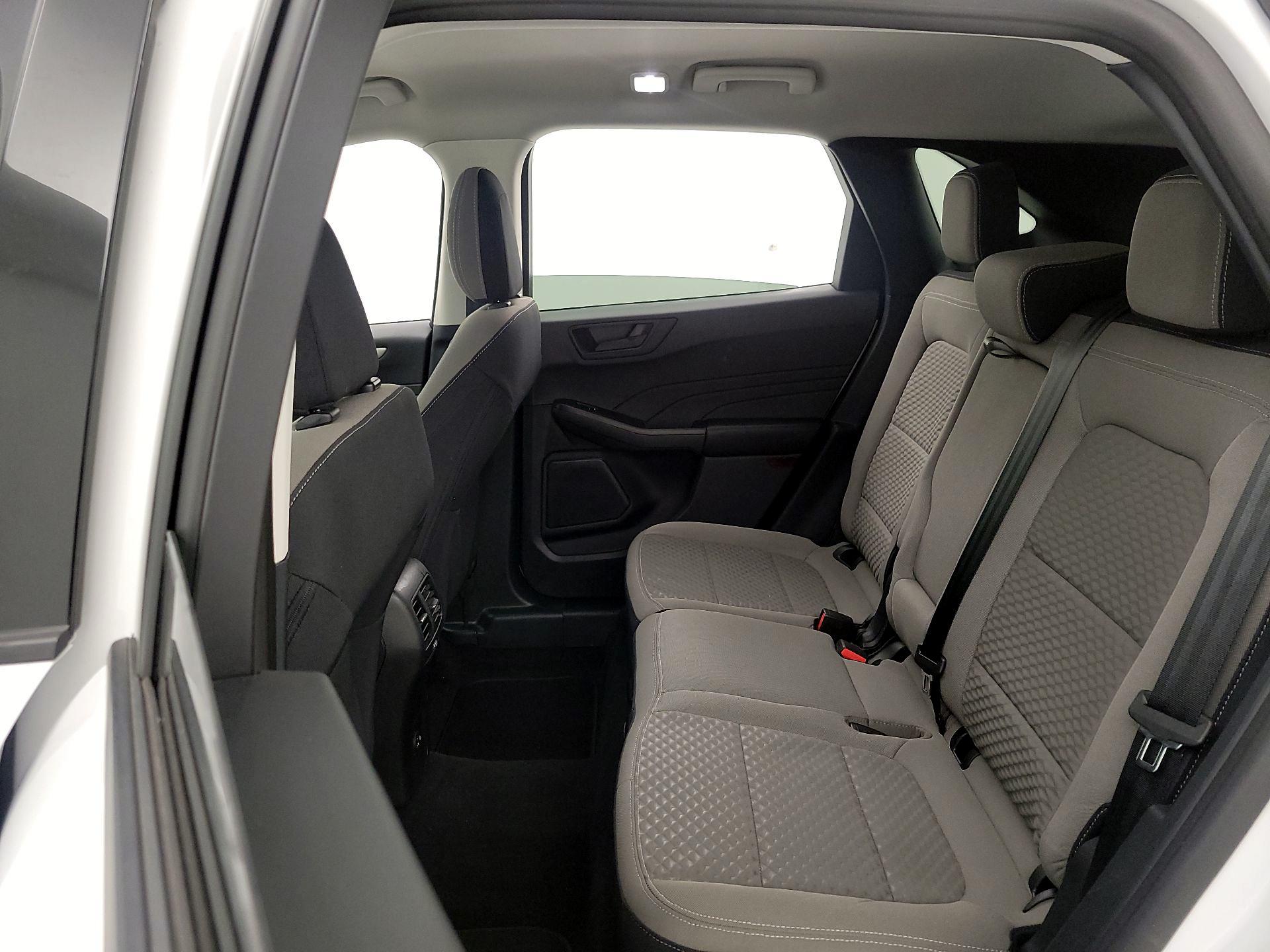 Thumbnail: 2022 Ford Escape - 19