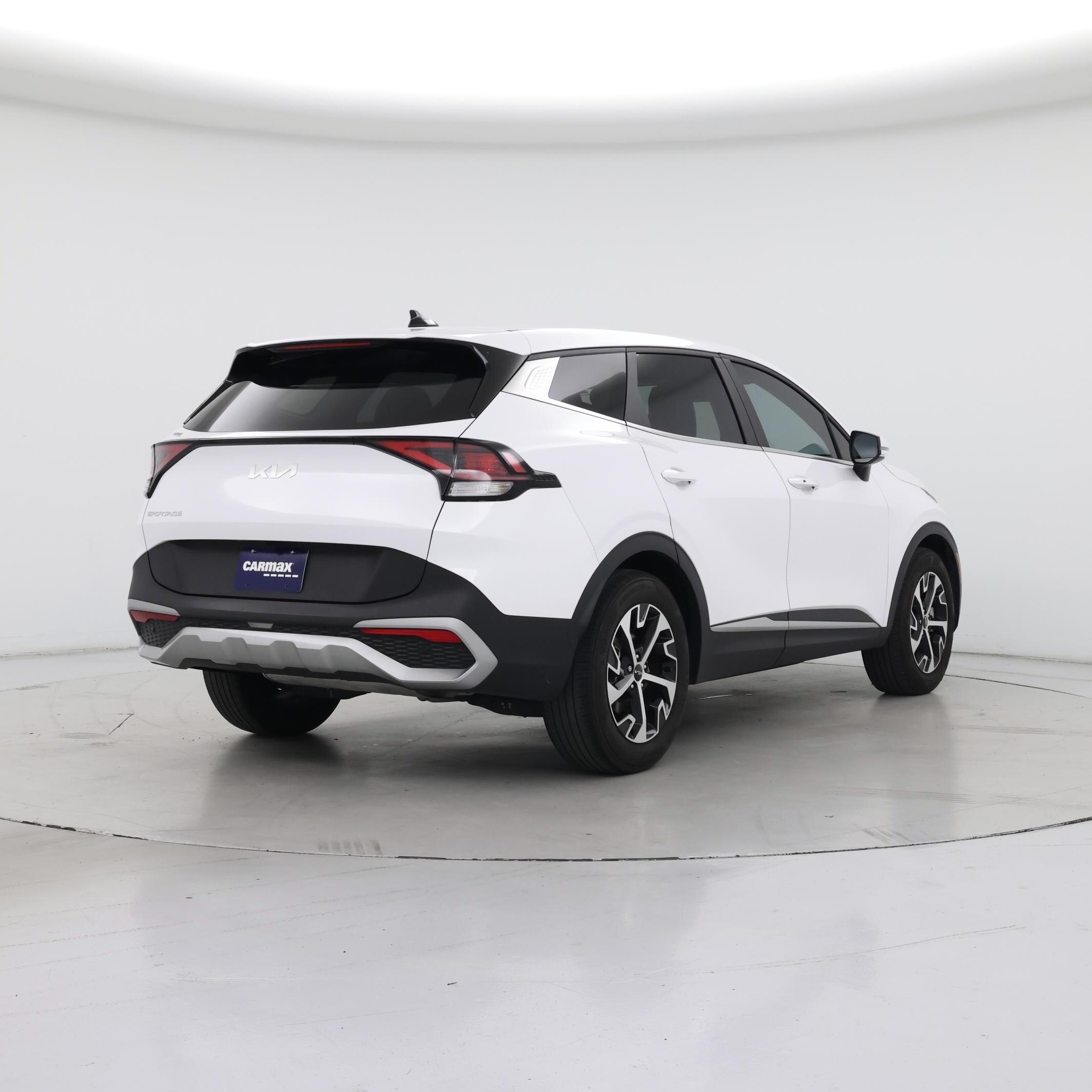 Thumbnail: 2023 Kia Sportage - 8