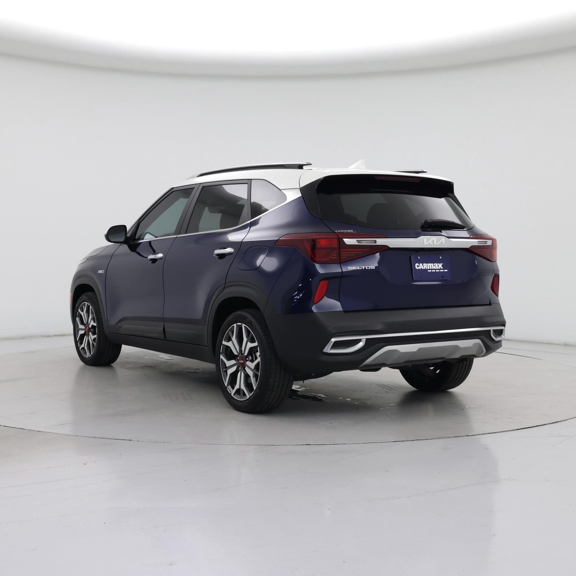 Thumbnail: 2023 Kia Seltos - 2