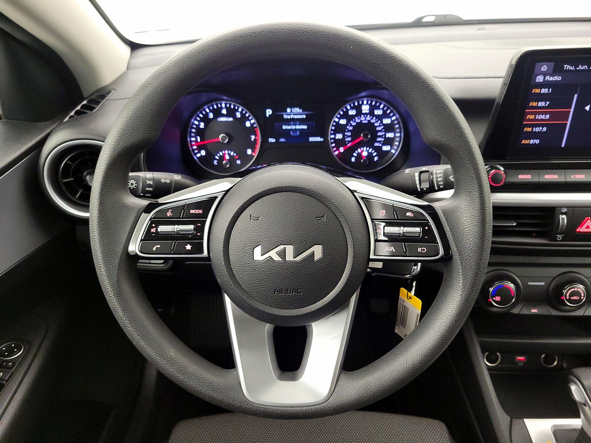 Thumbnail: 2023 Kia Forte - 10