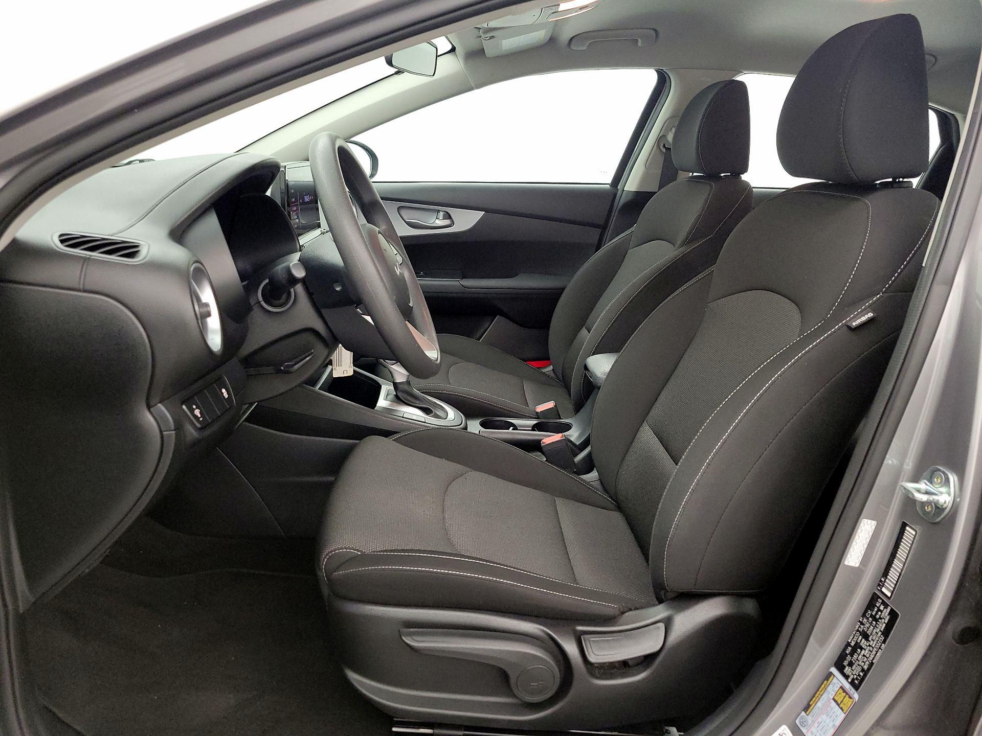 Thumbnail: 2023 Kia Forte - 11