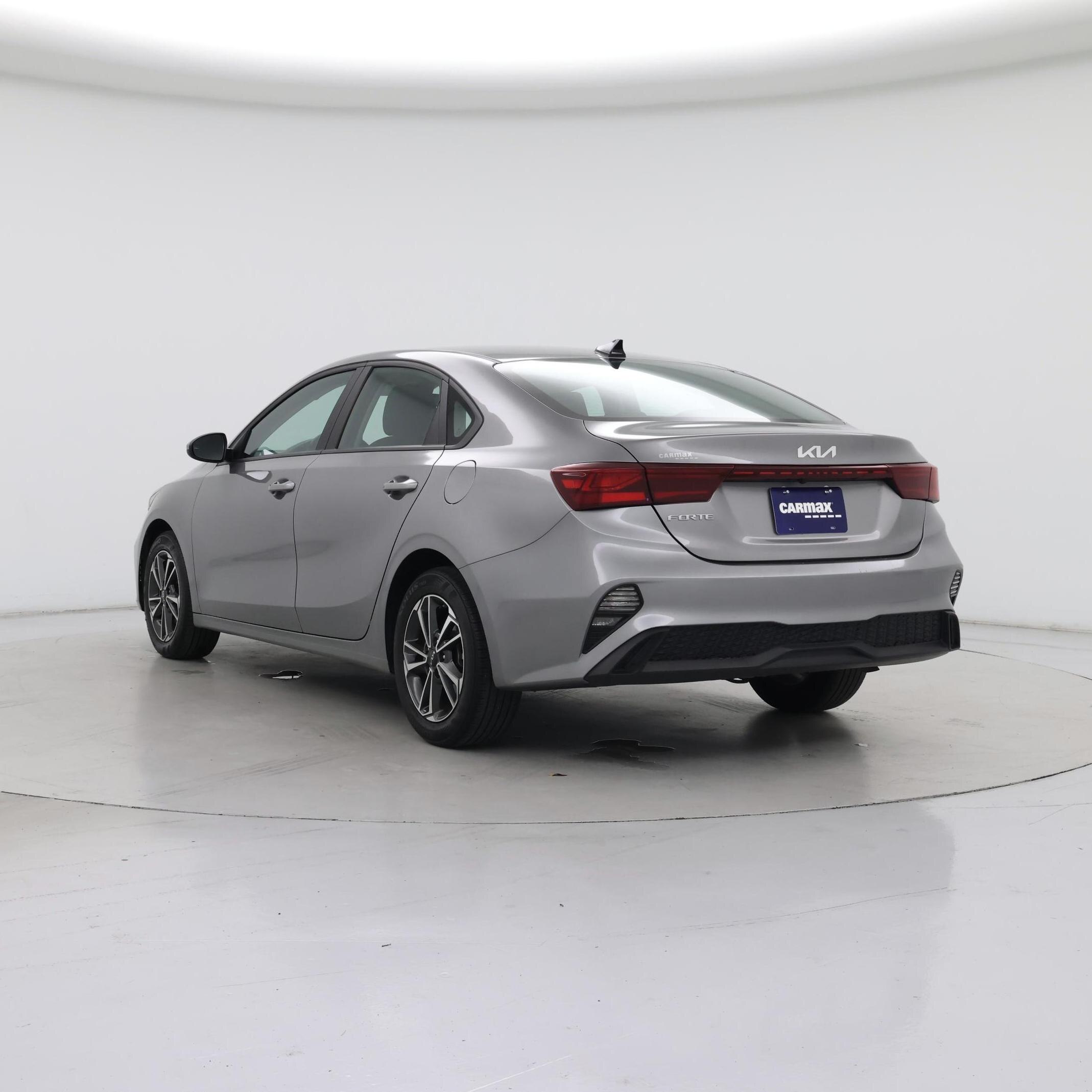 Thumbnail: 2023 Kia Forte - 2