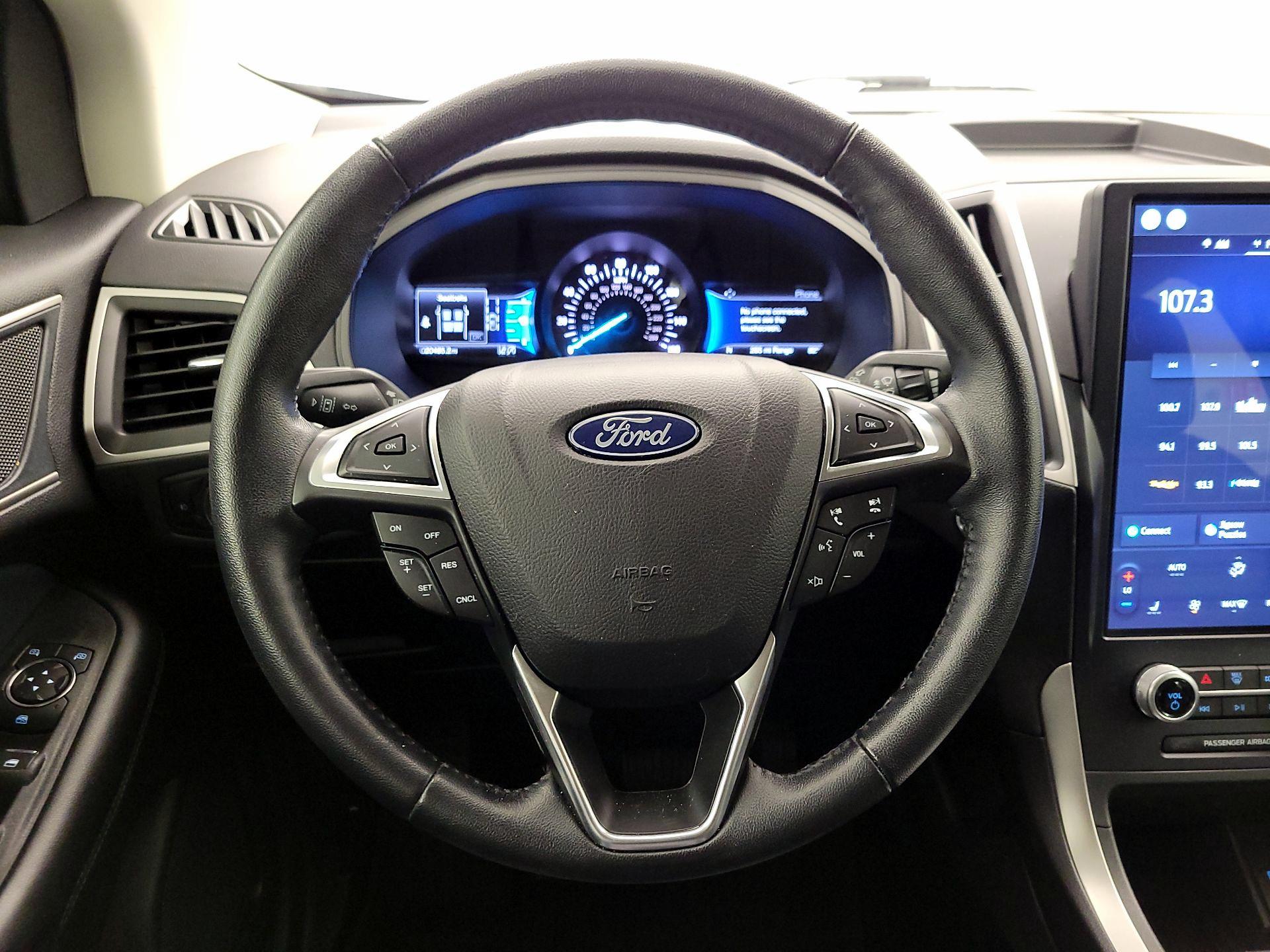 Thumbnail: 2022 Ford Edge - 10