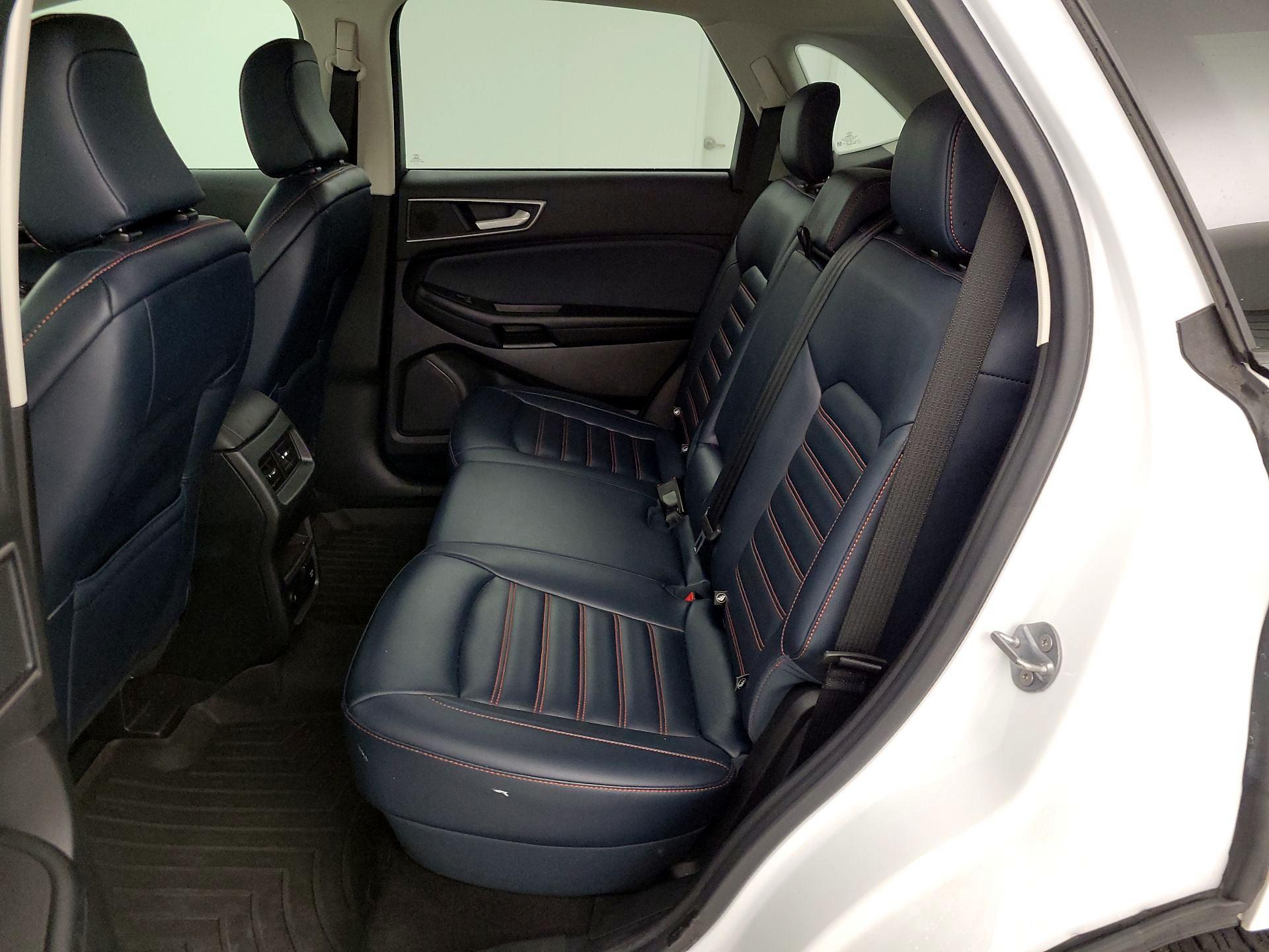 Thumbnail: 2022 Ford Edge - 19