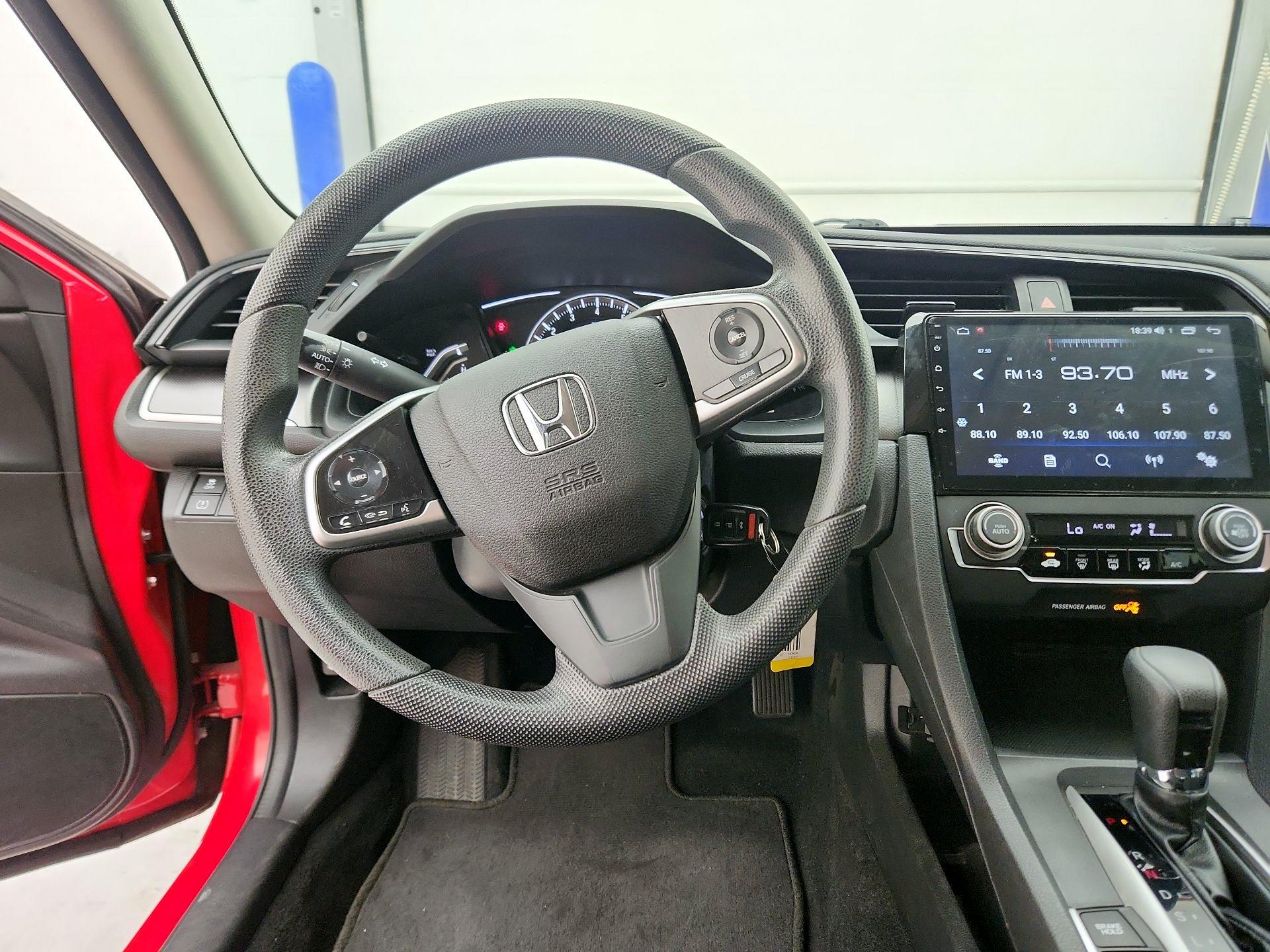 Thumbnail: 2017 Honda Civic - 10