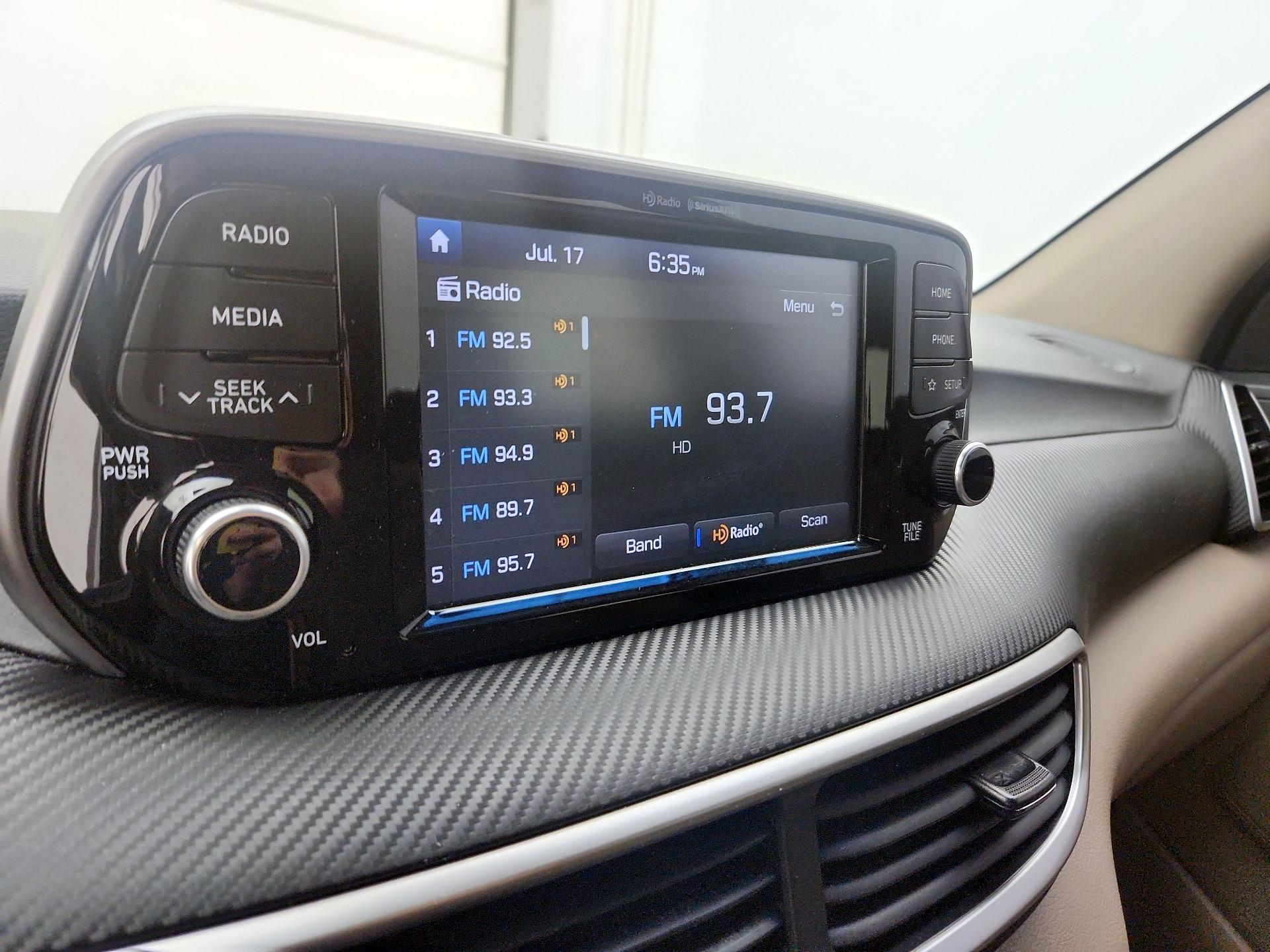 Thumbnail: 2019 Hyundai Tucson - 15
