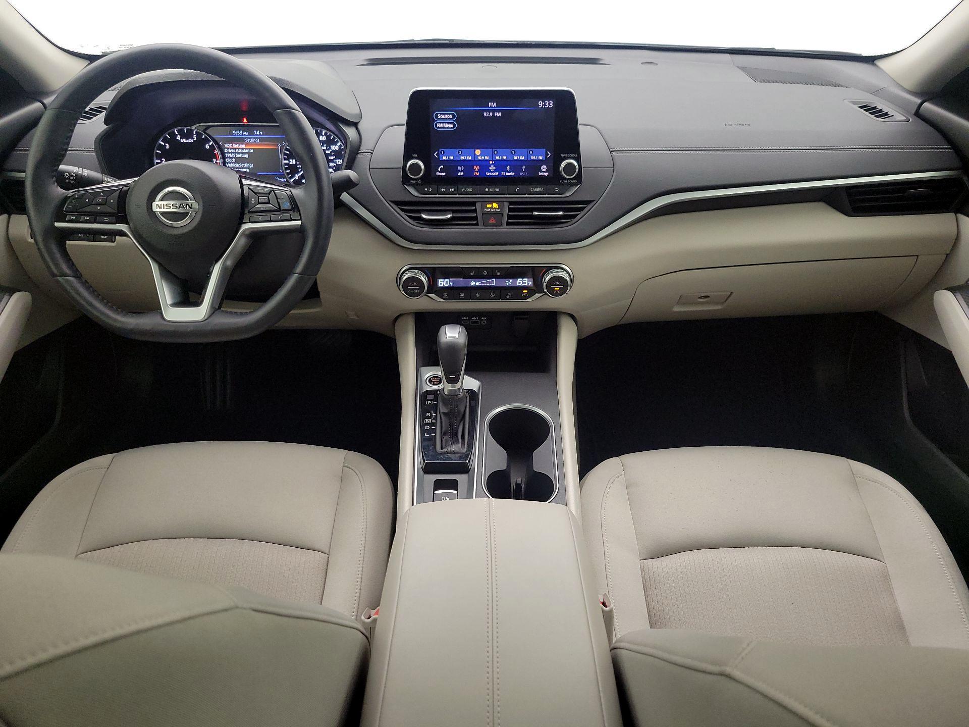 Thumbnail: 2019 Nissan Altima - 9