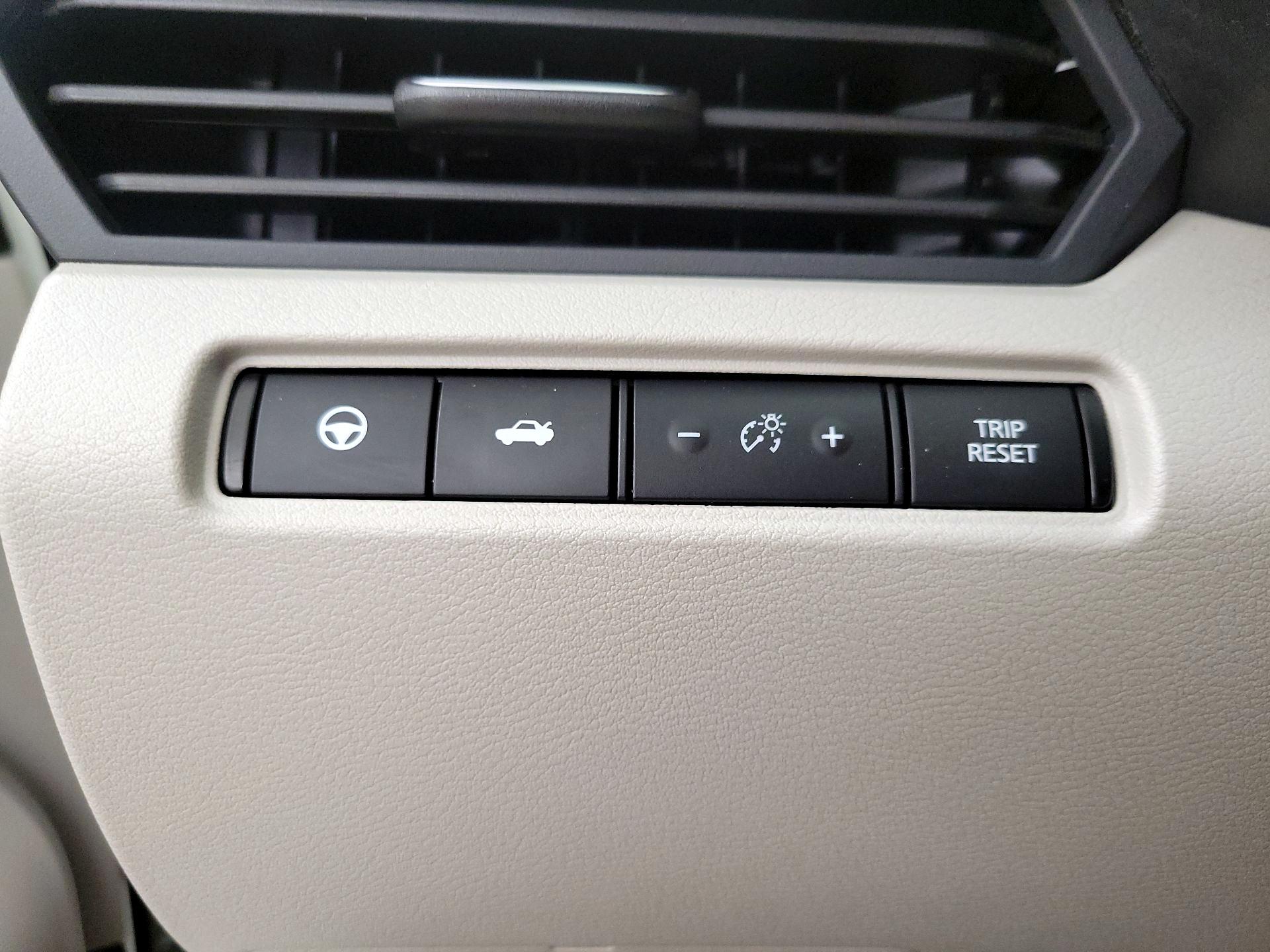 Thumbnail: 2019 Nissan Altima - 13