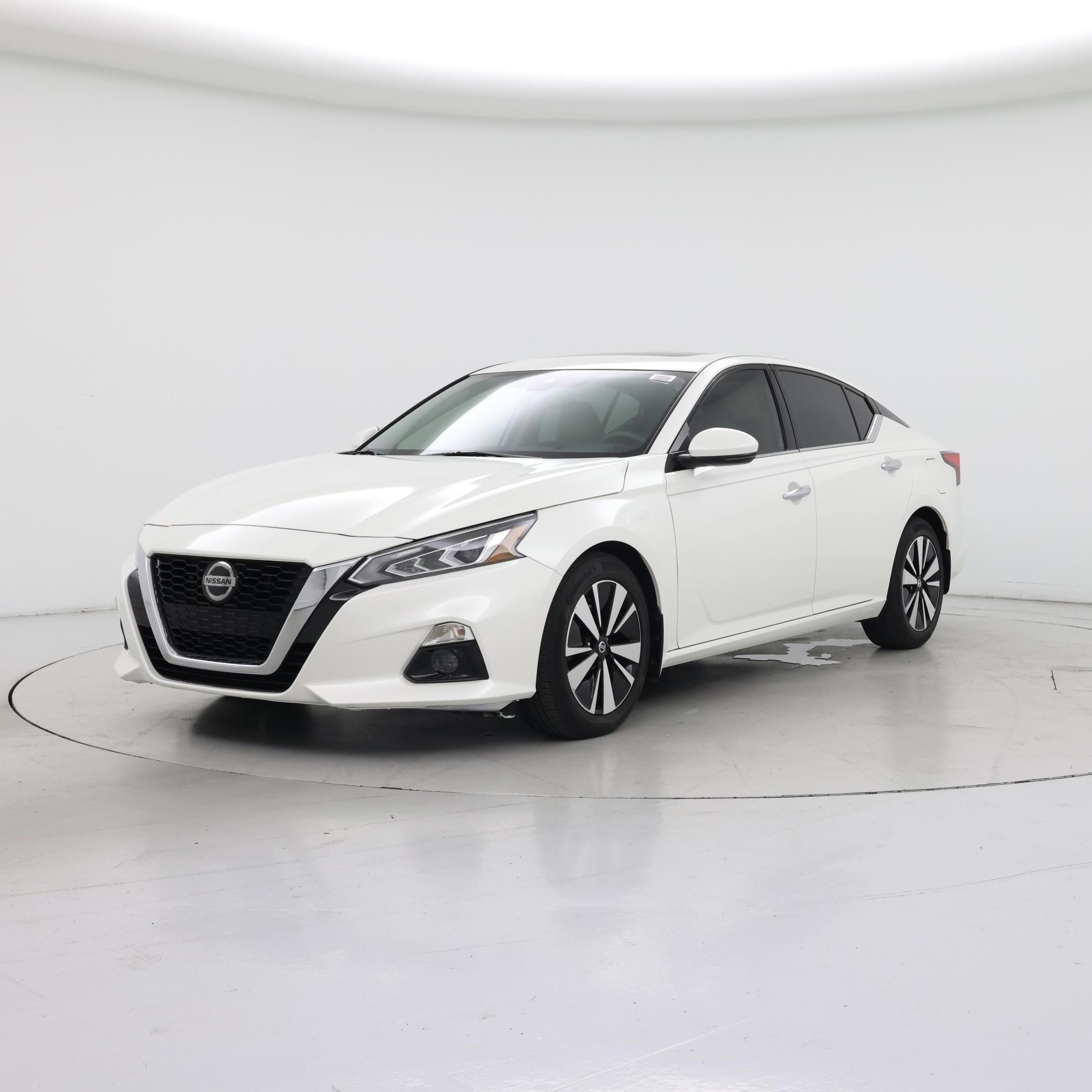 Thumbnail: 2019 Nissan Altima - 4