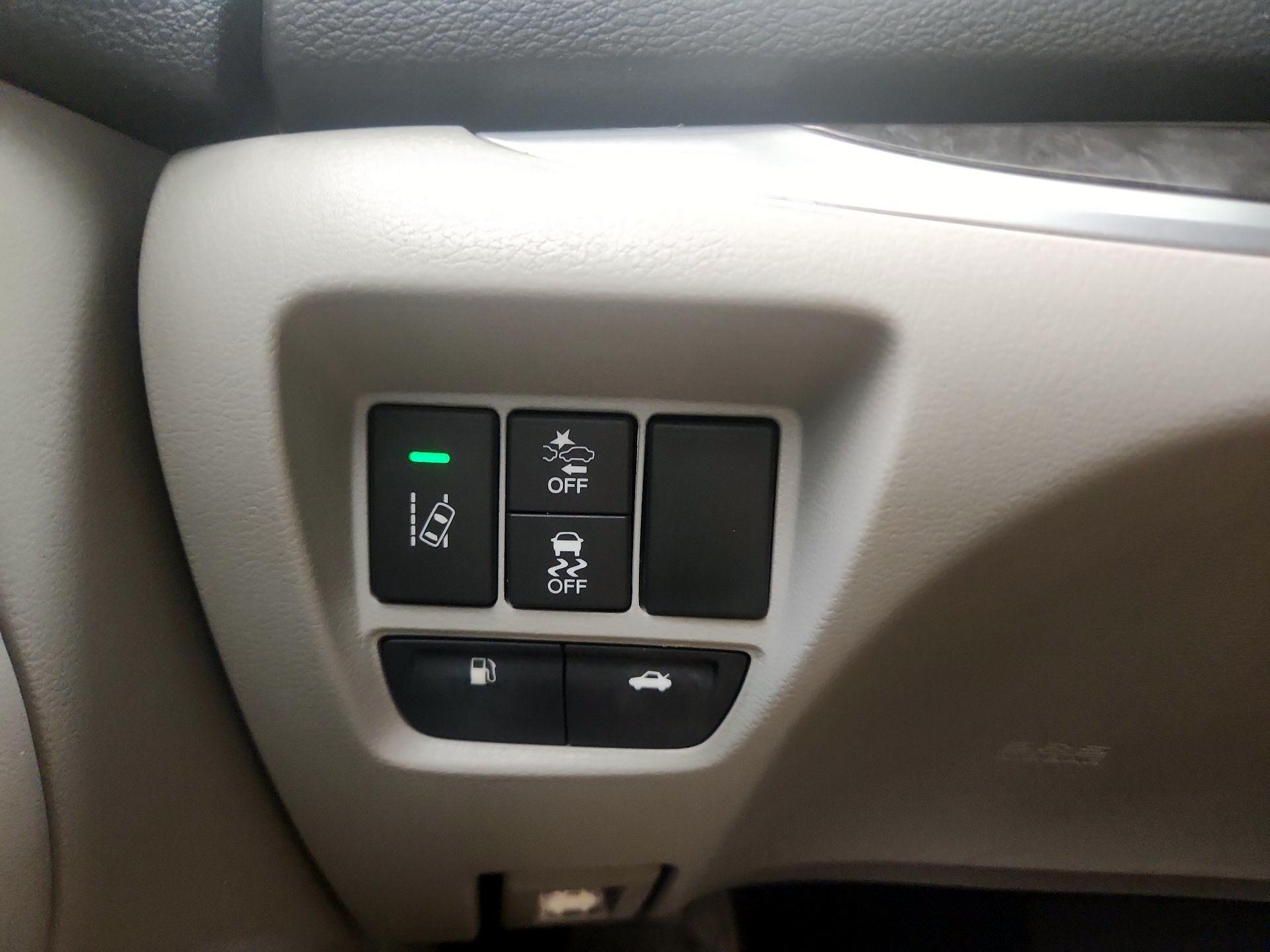 Thumbnail: 2019 Acura TLX - 13