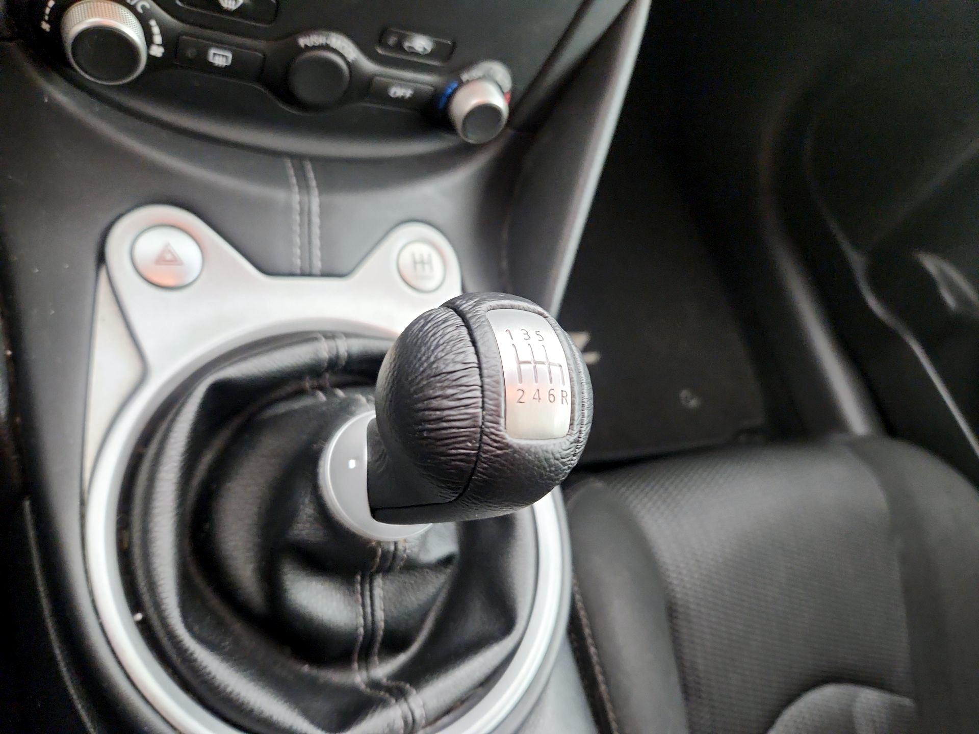 Thumbnail: 2016 Nissan Z - 18