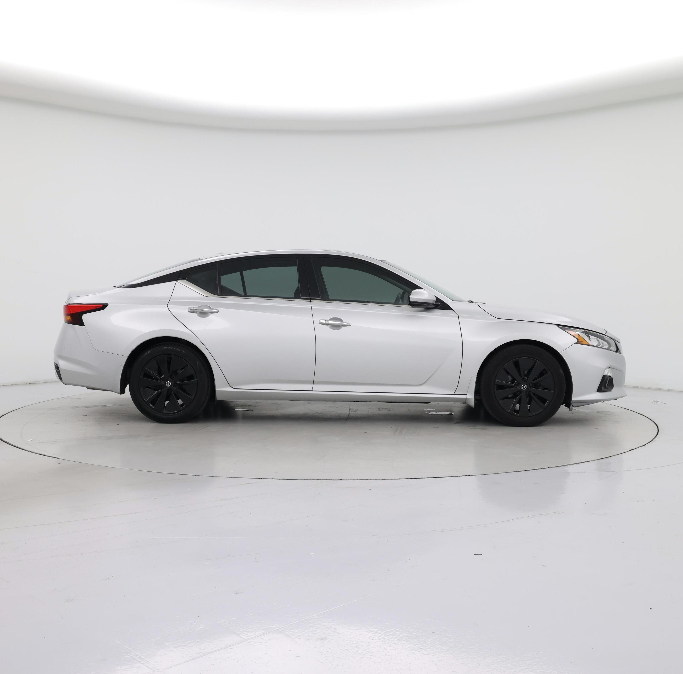 Thumbnail: 2019 Nissan Altima - 7