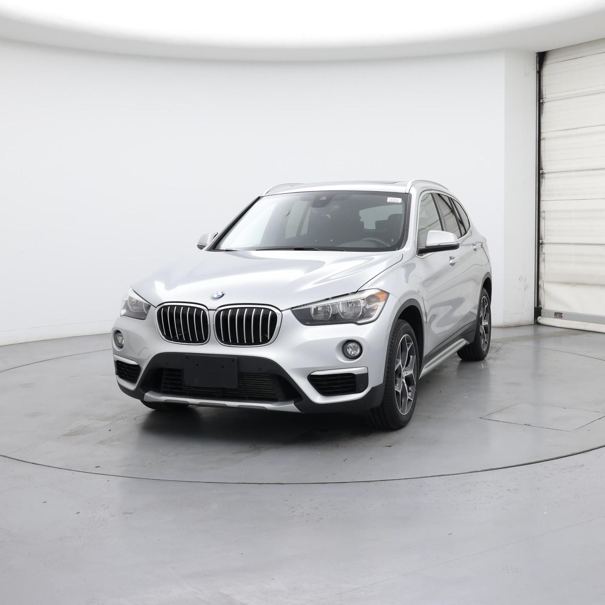 Thumbnail: 2019 BMW X1 - 4