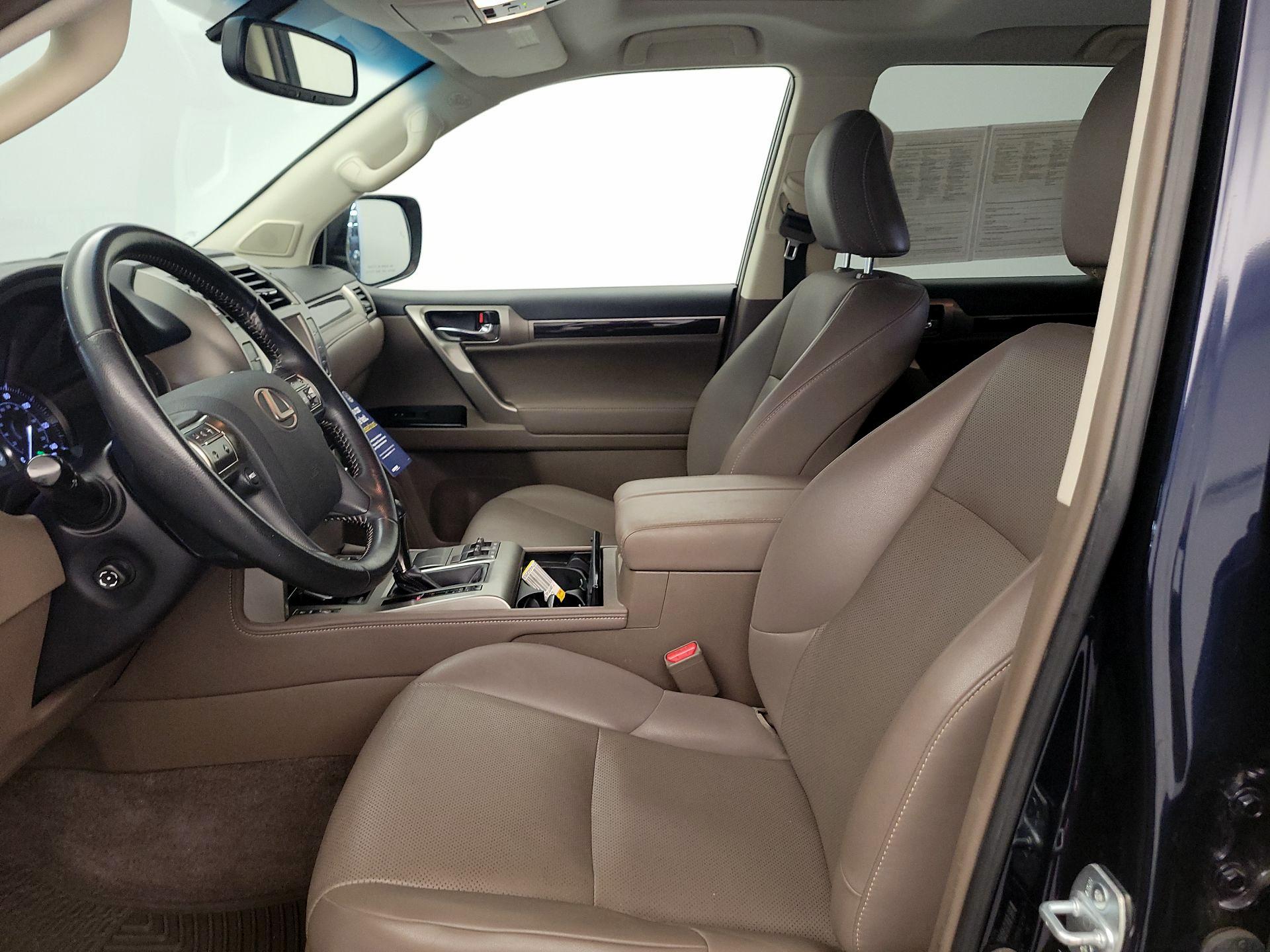 Thumbnail: 2018 Lexus GX - 11