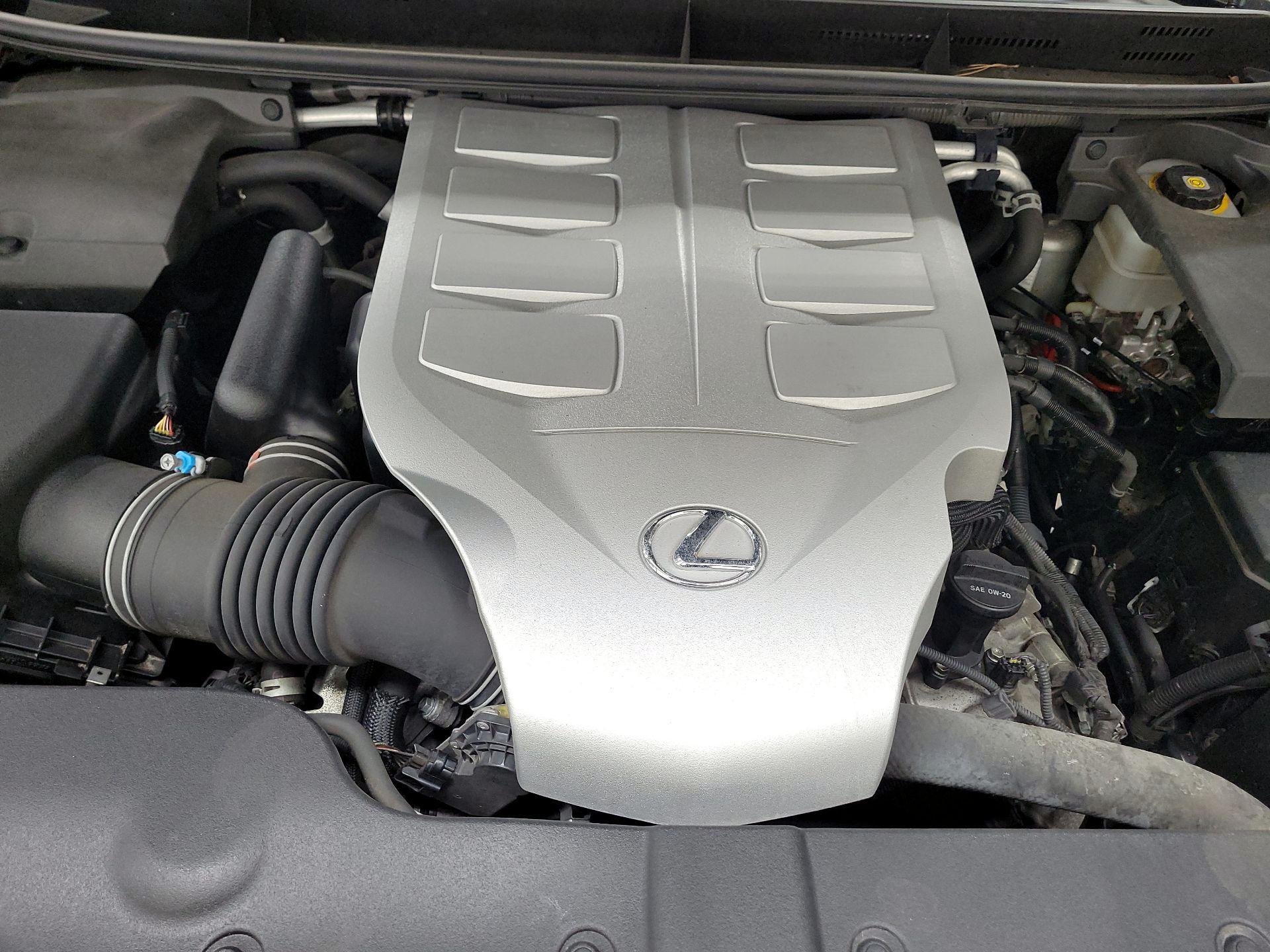Thumbnail: 2018 Lexus GX - 18