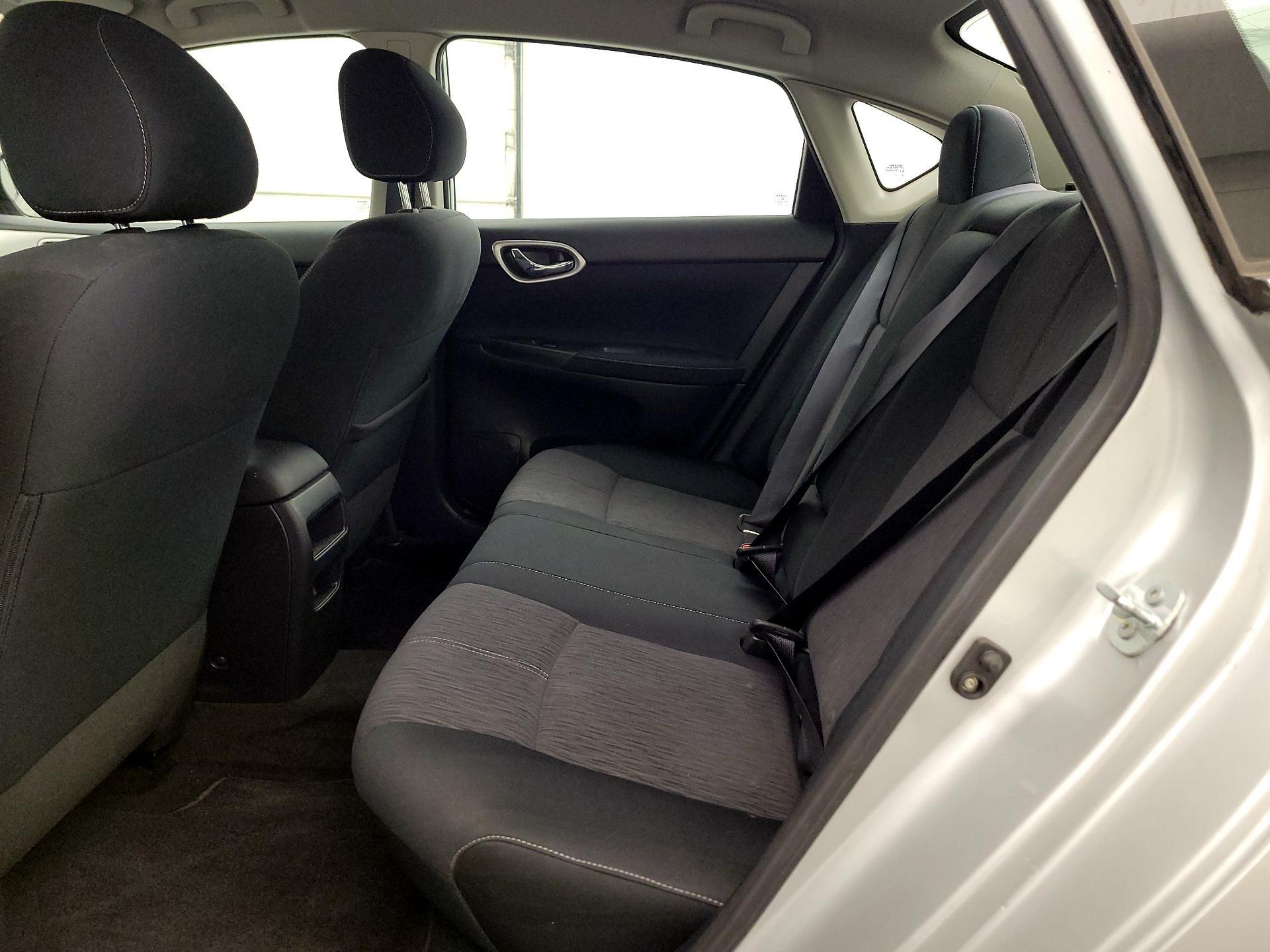 Thumbnail: 2014 Nissan Sentra - 18