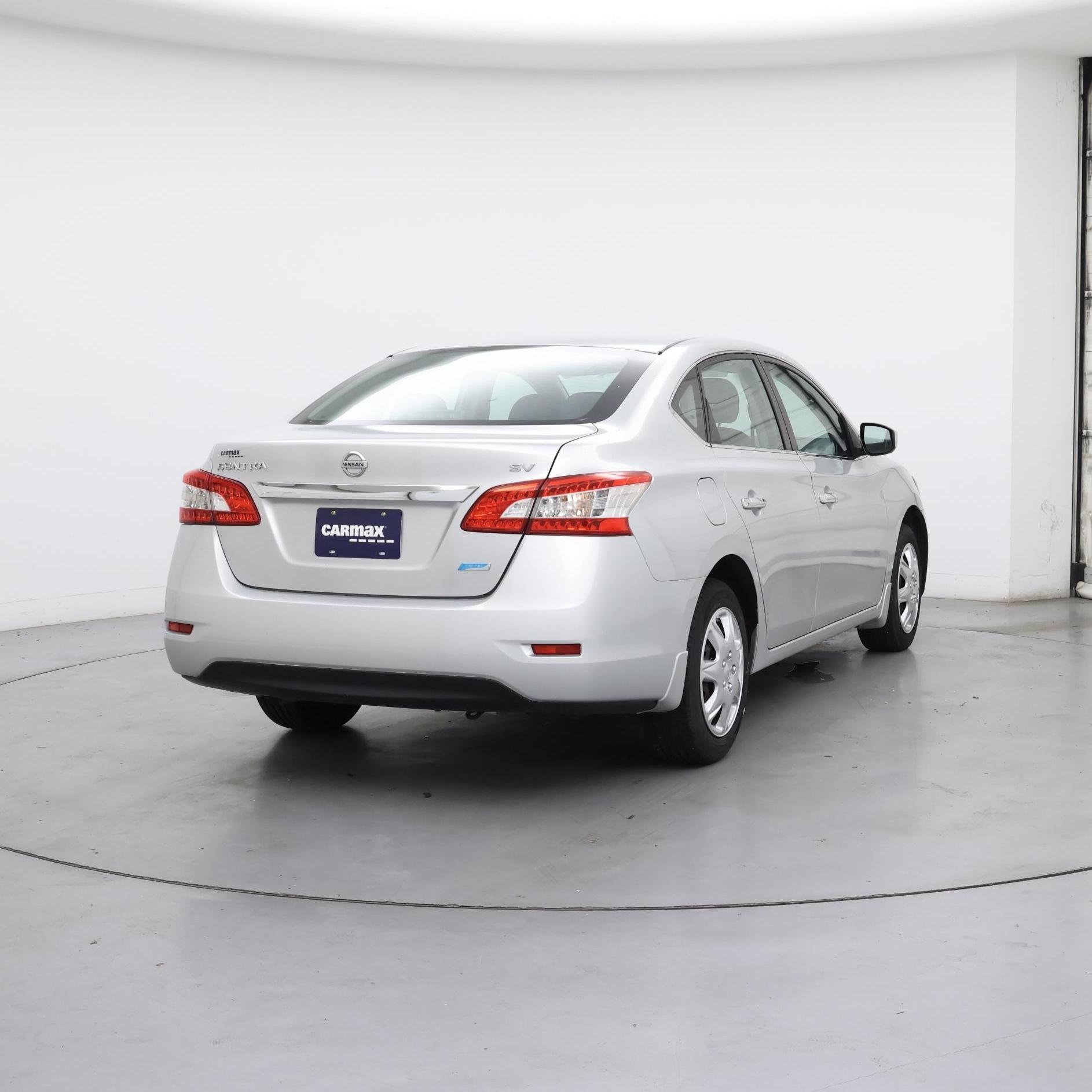 Thumbnail: 2014 Nissan Sentra - 8