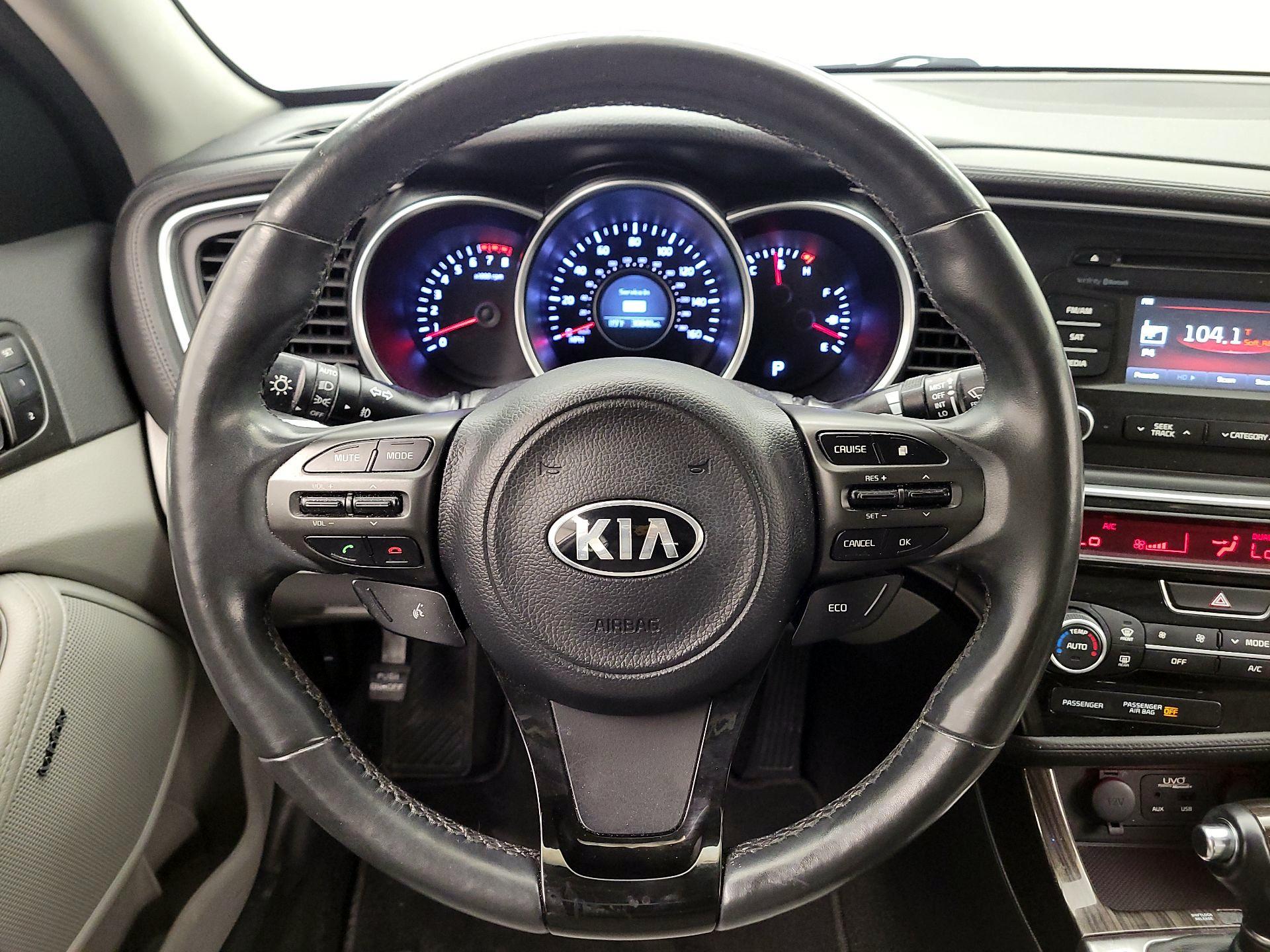 Thumbnail: 2014 Kia Optima - 10