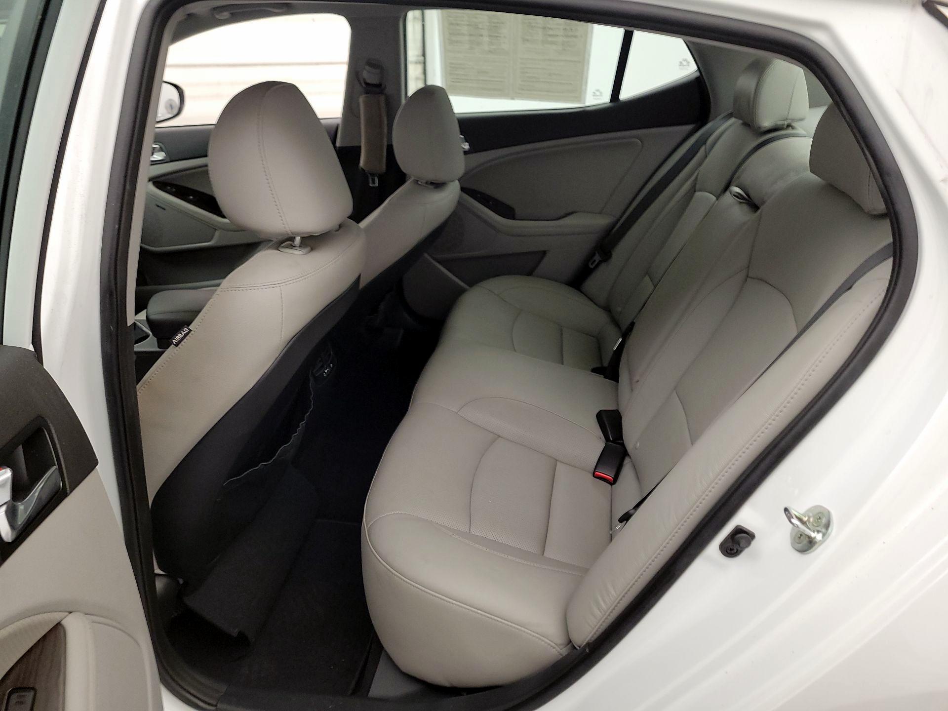 Thumbnail: 2014 Kia Optima - 19