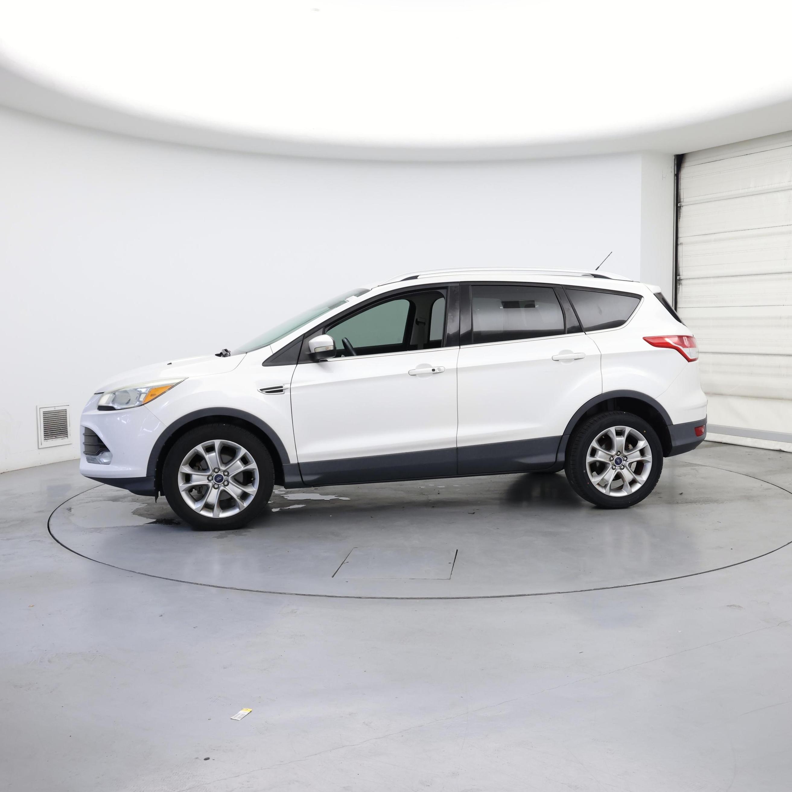 Thumbnail: 2015 Ford Escape - 3