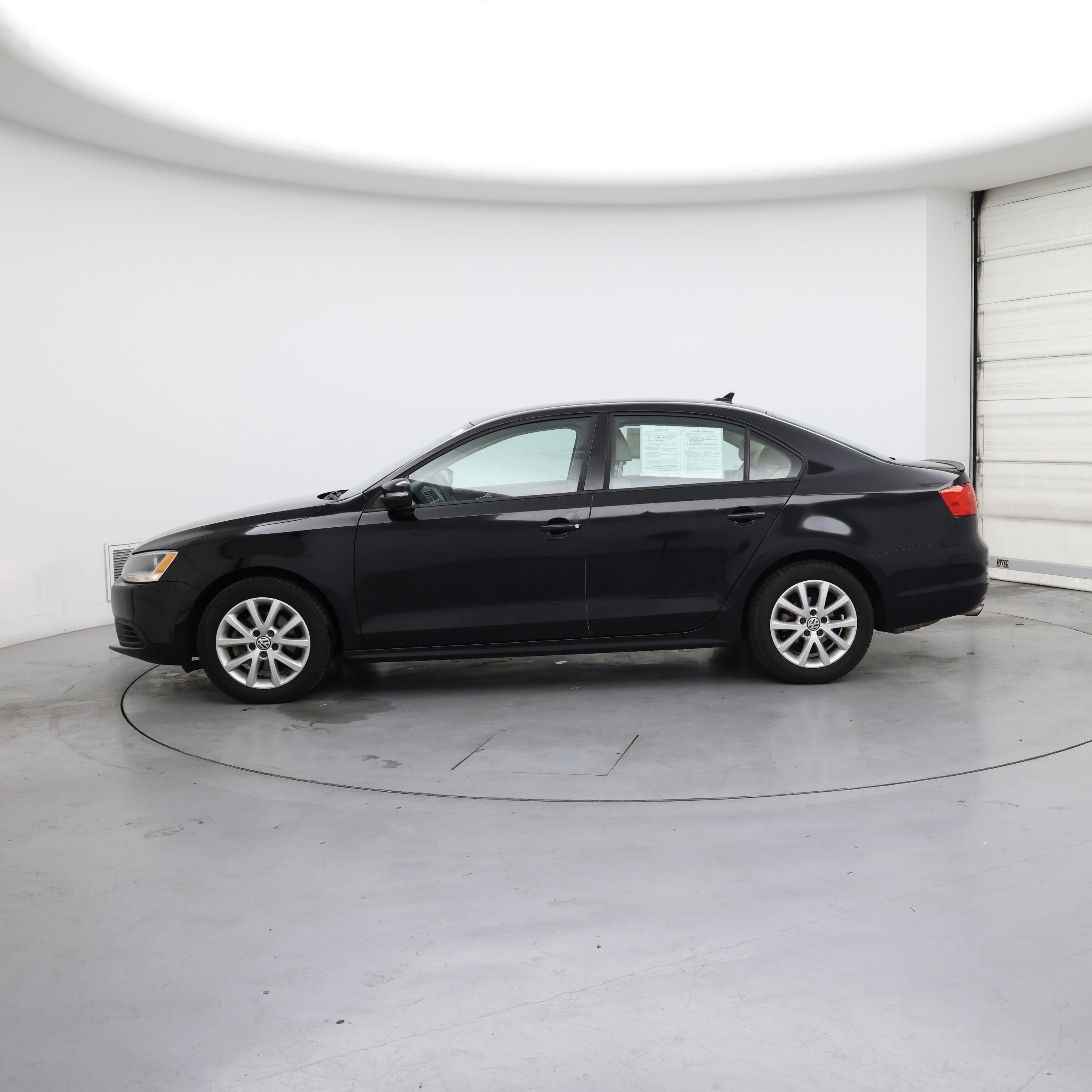 Thumbnail: 2014 Volkswagen Jetta - 3