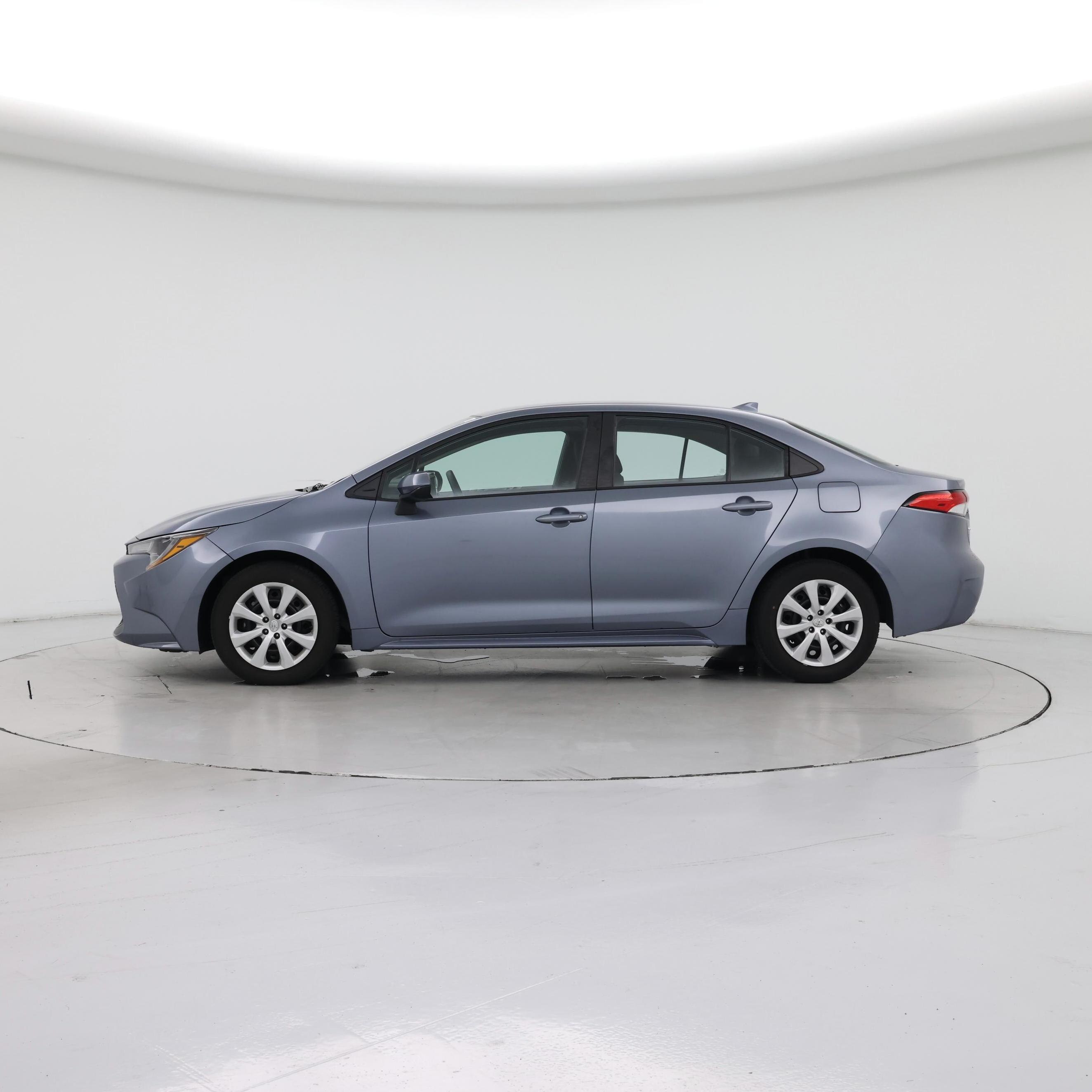 Thumbnail: 2022 Toyota Corolla - 3