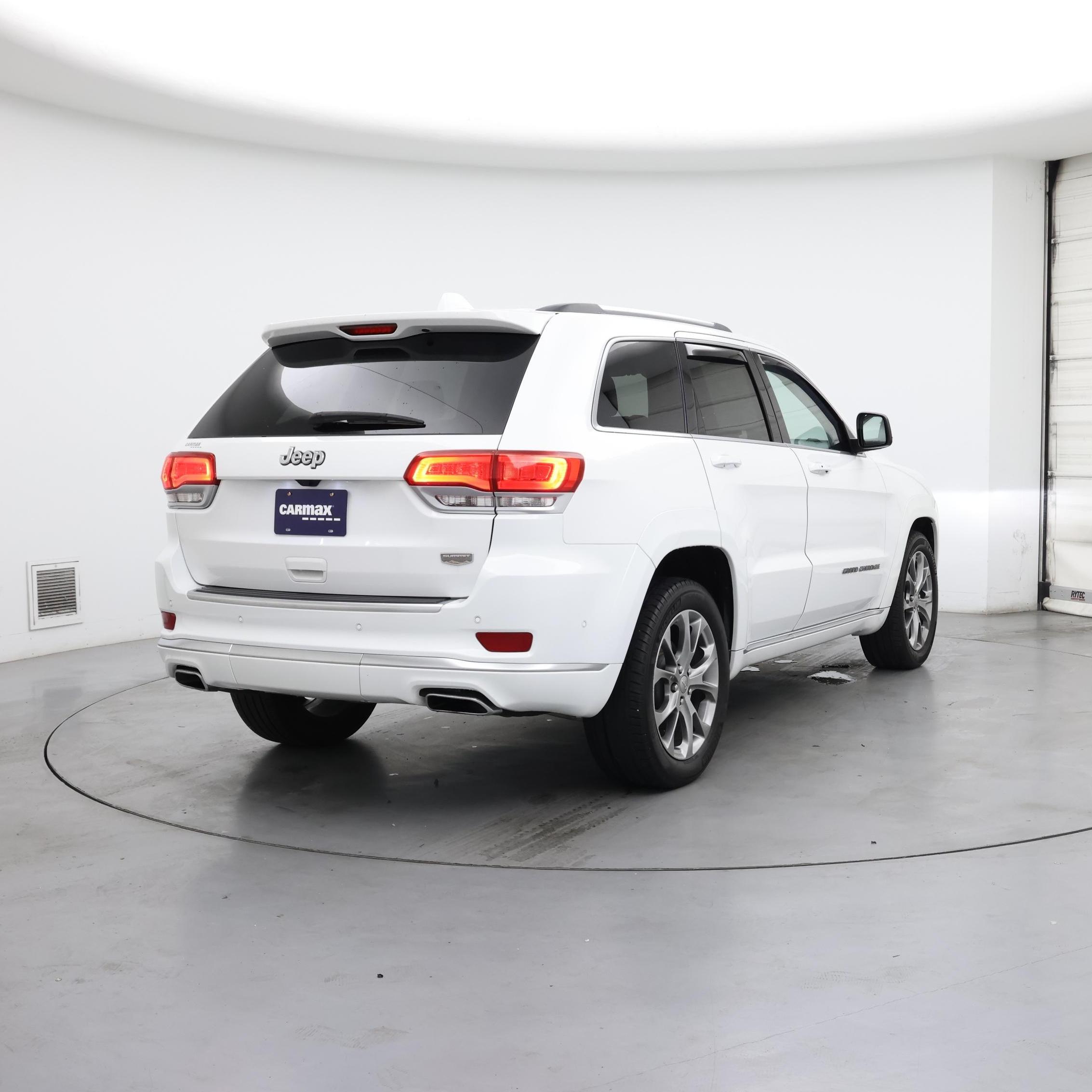 Thumbnail: 2019 Jeep Grand Cherokee - 8