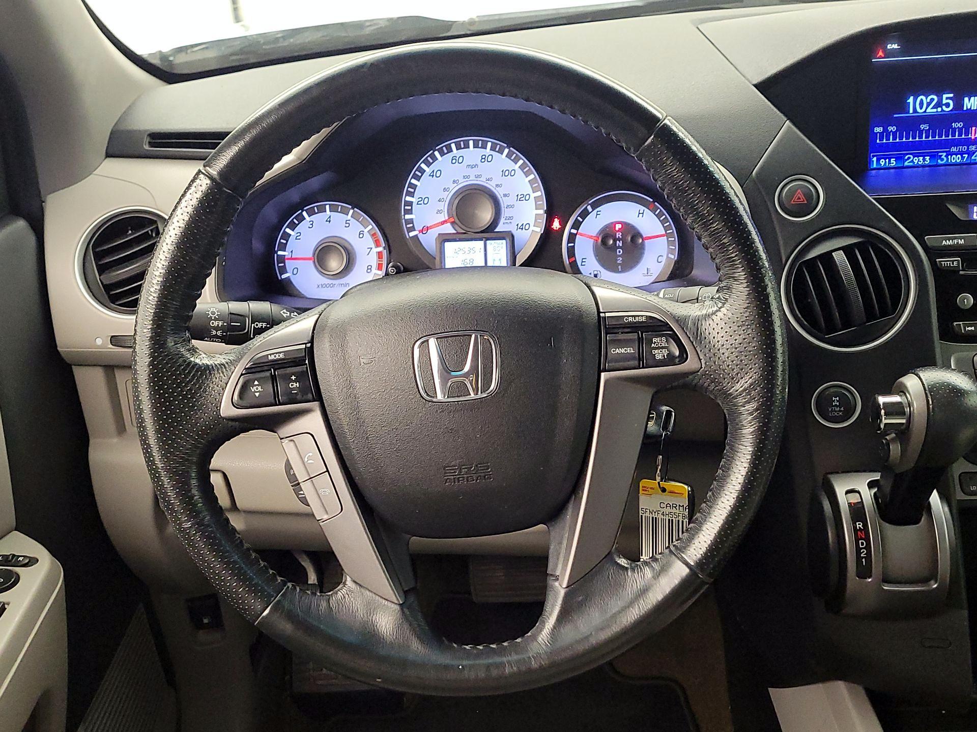 Thumbnail: 2015 Honda Pilot - 10