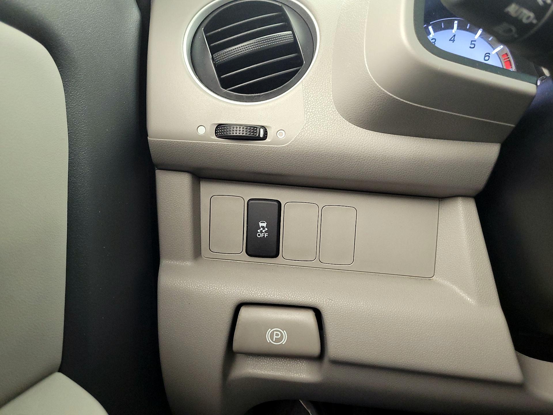 Thumbnail: 2015 Honda Pilot - 13